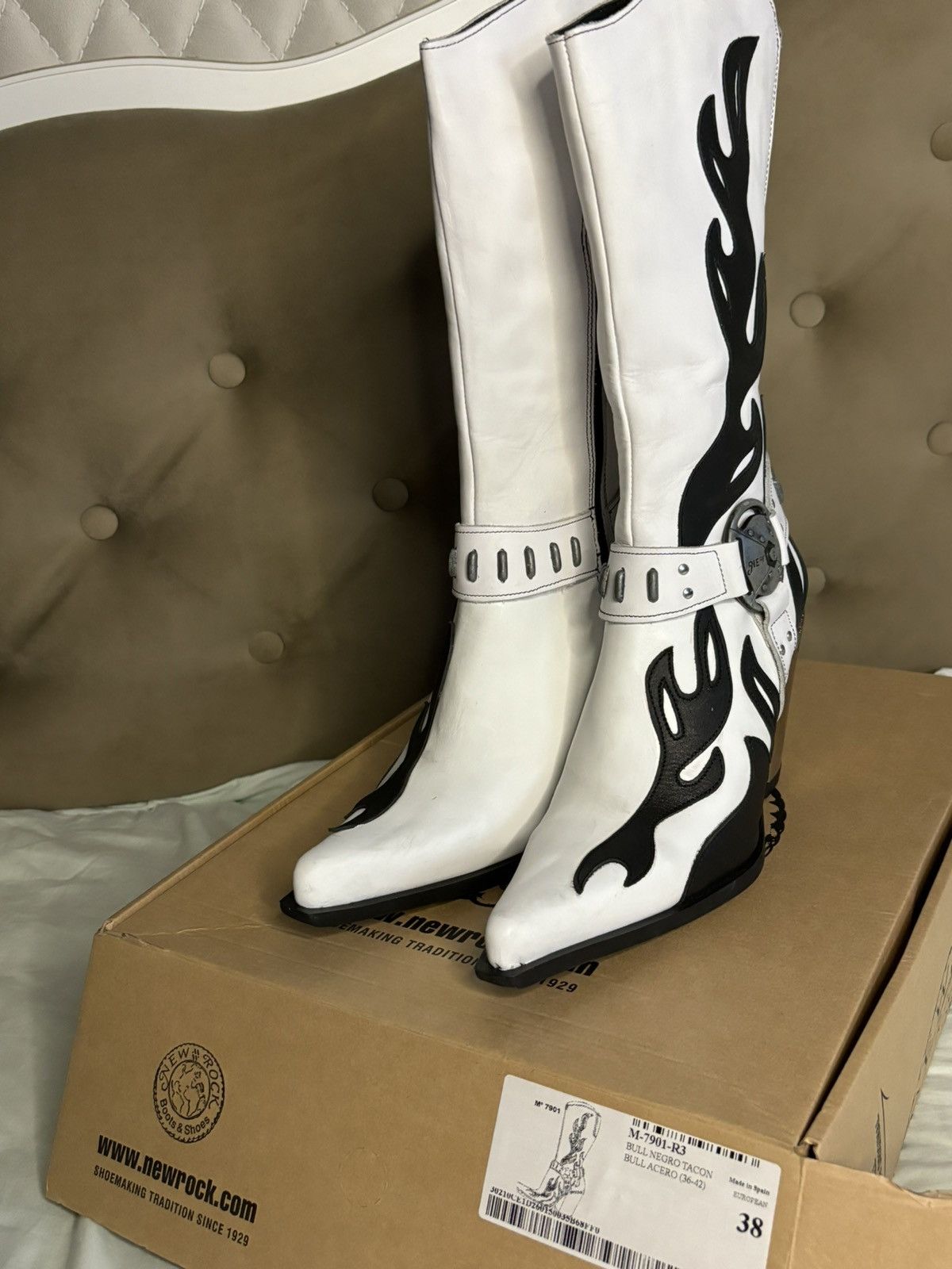 New Rock BOOT BULL M-7901-R3 Size US 8 / IT 38 - 3 Thumbnail