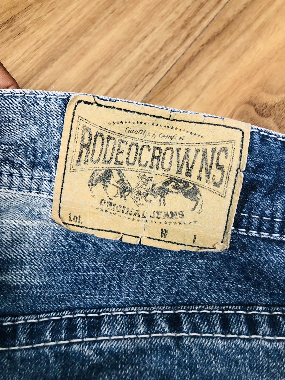 Japanese Brand Rodeo Crowns Distressed Jeans (33) Size 32" / US 10 / IT 46 - 18 Thumbnail