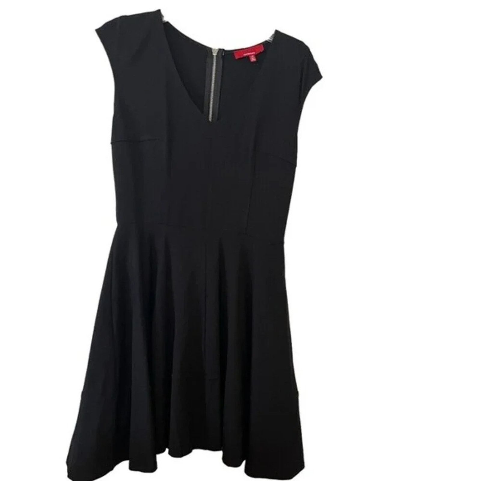 Saks Fifth Avenue RED Saks Fifth Avenue knee length dress, size Largei Size L / US 10 / IT 46 - 1 Thumbnail
