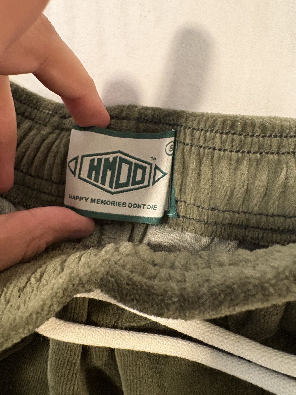 HMDD HMDD Shorts w/ Pink Stripes Size US 32 / EU 48 - 4 Thumbnail