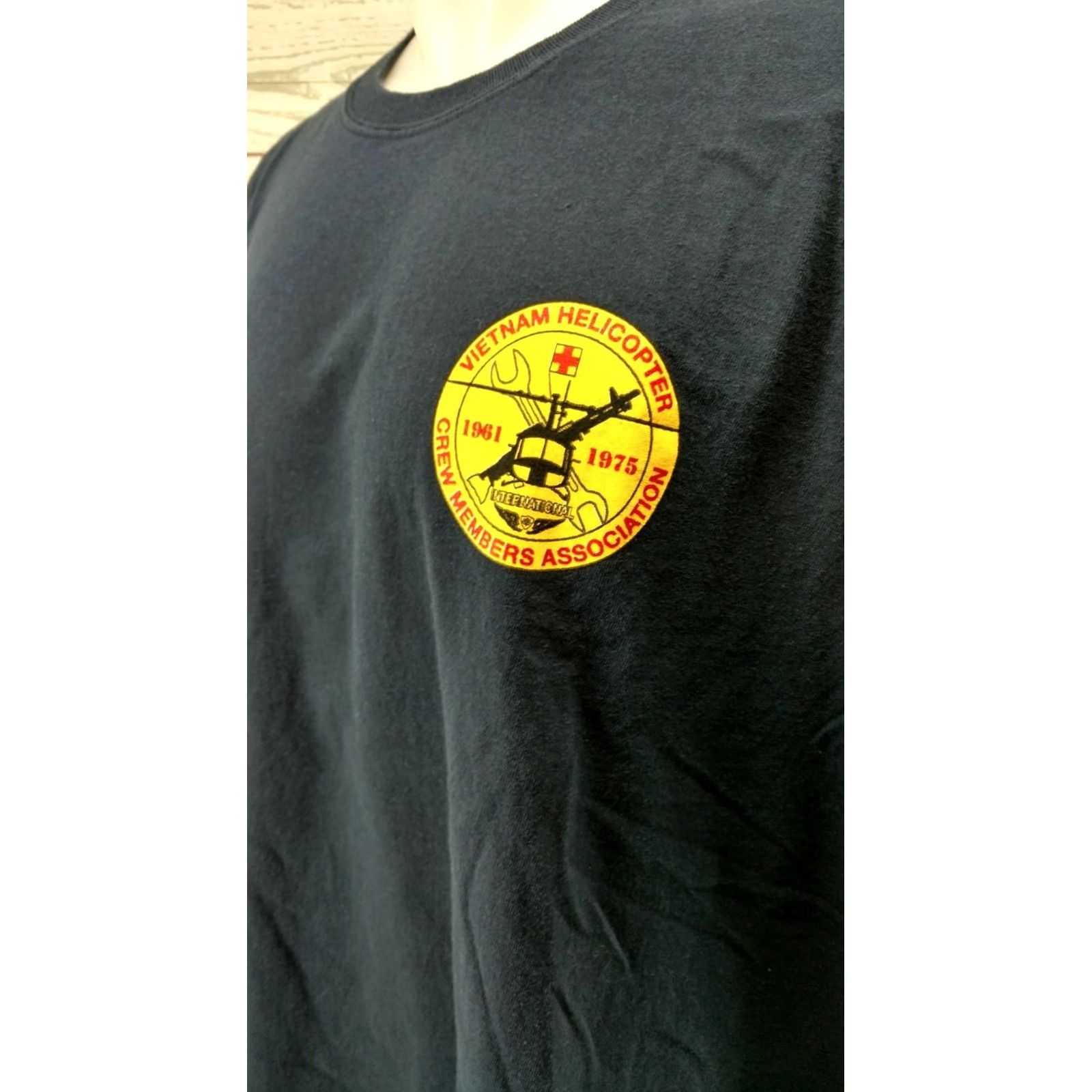 Gildan Vietnam Helicopter Crew Member Association T-Shirt Sz 3XL 2017 INDY LZ Mens Graphic Tee Blue 3XL Size US XXL / EU 58 / 5 - 4 Thumbnail