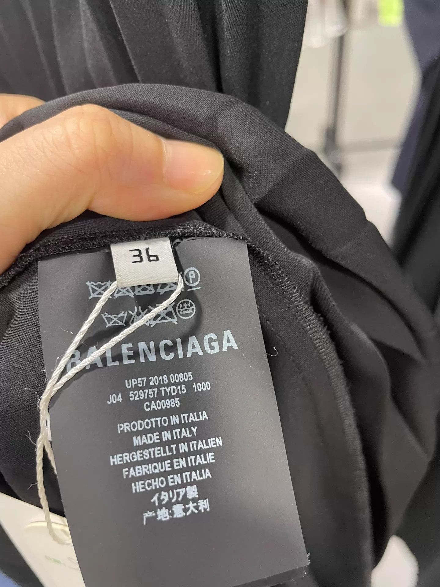 Balenciaga Balenciaga Women's Pleated Black Skirt 36 Size 26" / US 2 / IT 38 - 5 Thumbnail