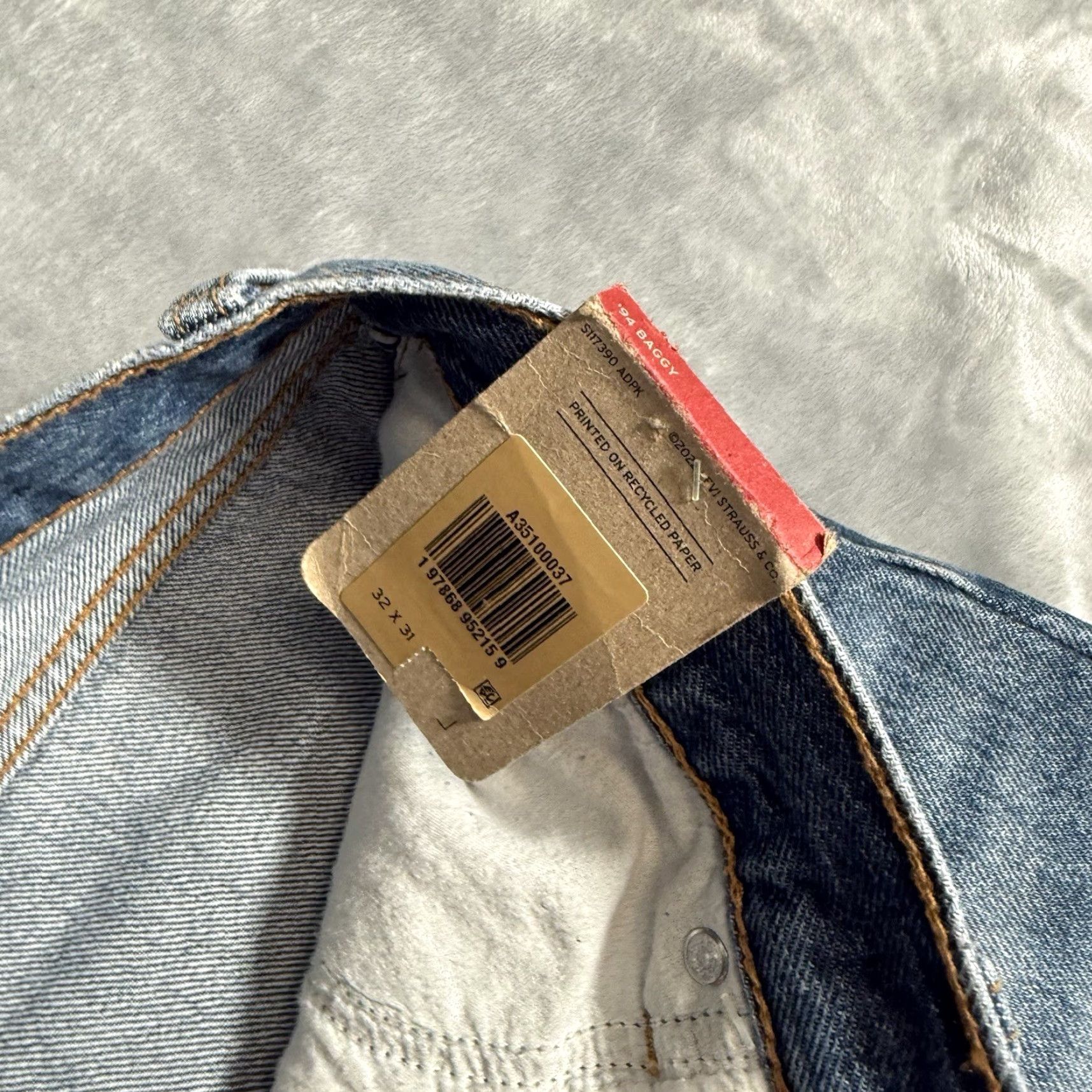 Levi's VINTAGE Levis 94 Baggy Denim Jeans Womens 32x31 Straight Leg Loose Fit NEW Size 24" / US 00 / IT 34 - 4 Thumbnail