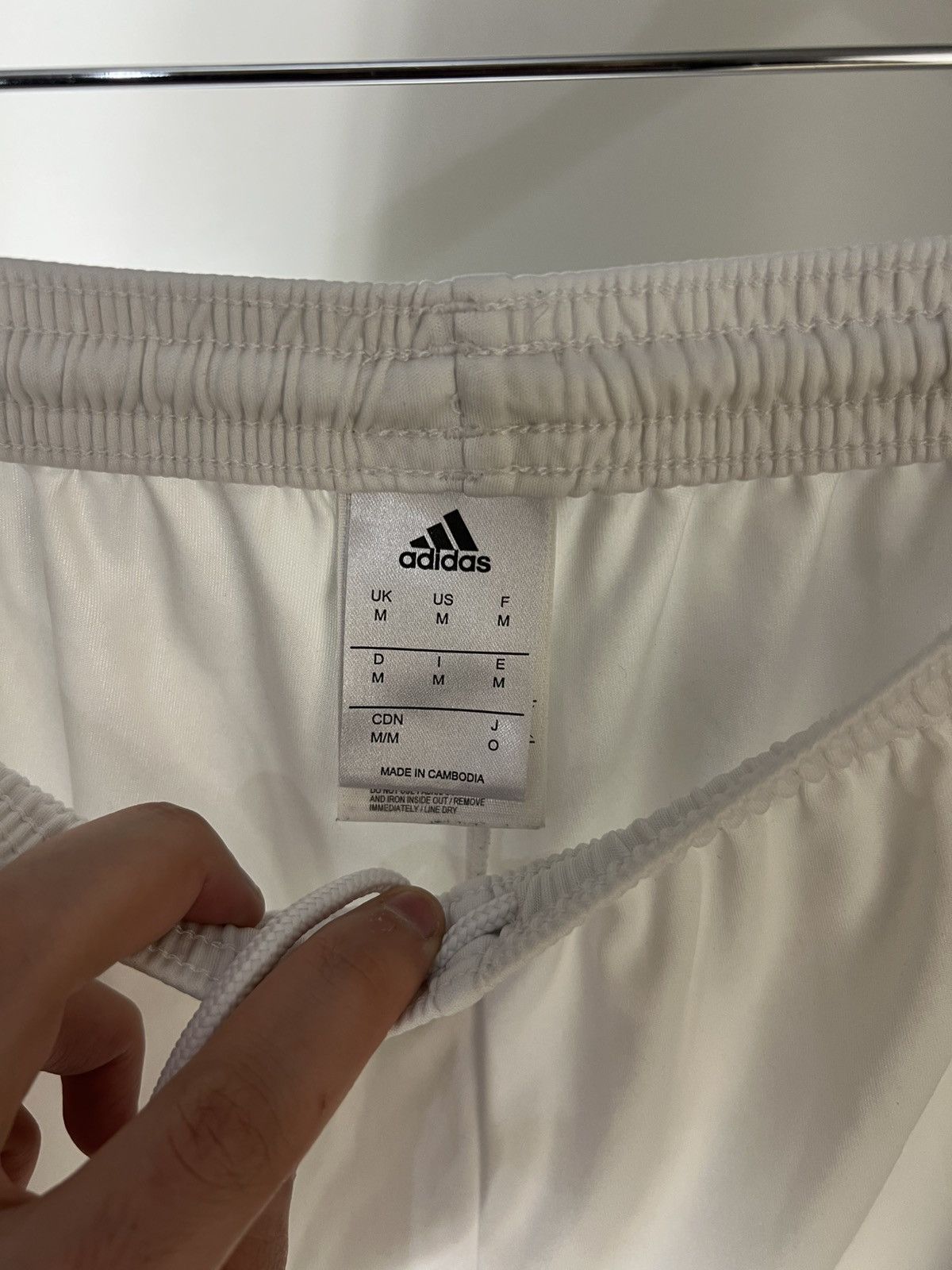 Vintage VERY RARE ADIDAS FC MANCHESTER UNITED ENGLAND SOCCER SHORTS Size US 32 / EU 48 - 3 Thumbnail