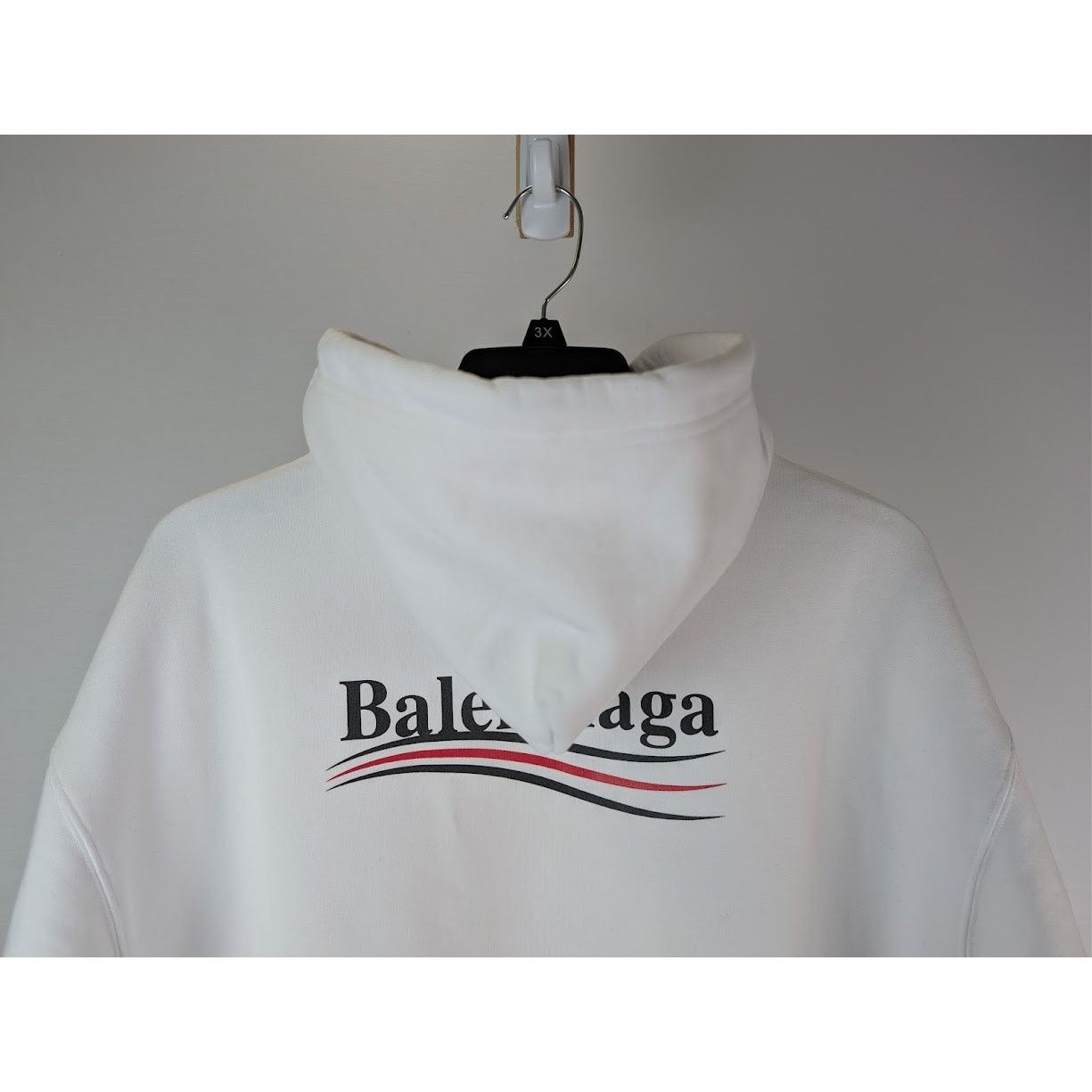 Balenciaga o1rshd1 Political C Molleton Bouclette Hoodie in White/Black Size US XS / EU 42 / 0 - 10 Thumbnail