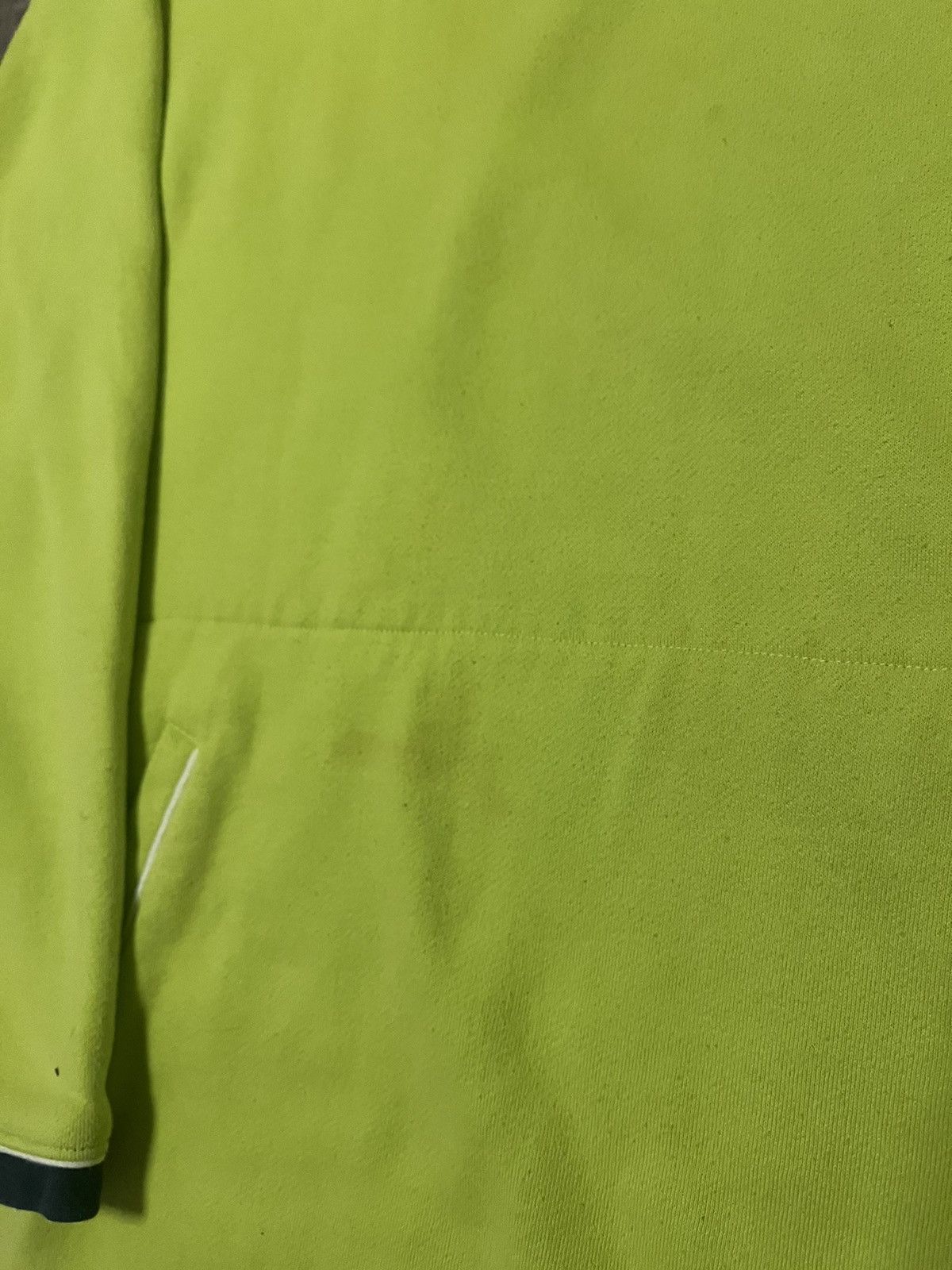 Nike × Vintage Vintage Nike Spellout Lime Neon Hoodie size XL 26x26.5 Size US XL / EU 56 / 4 - 6 Thumbnail