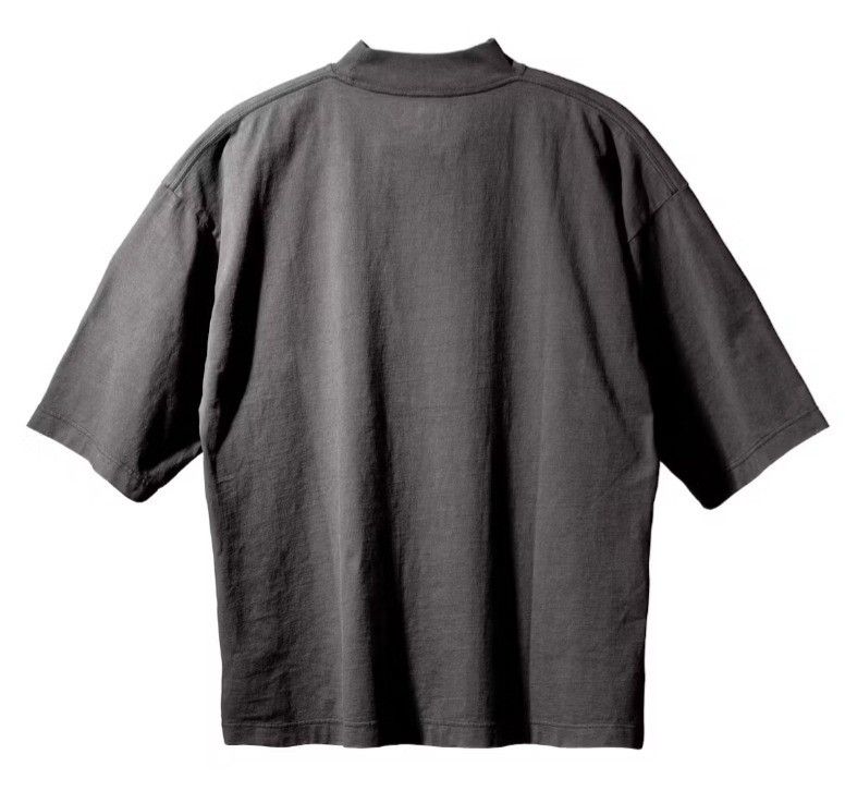 Designer × Gap Yeezy Gap Engineered By Balenciaga 52 Logo 3/4 Sleeve Size US L / EU 52-54 / 3 - 2 Thumbnail