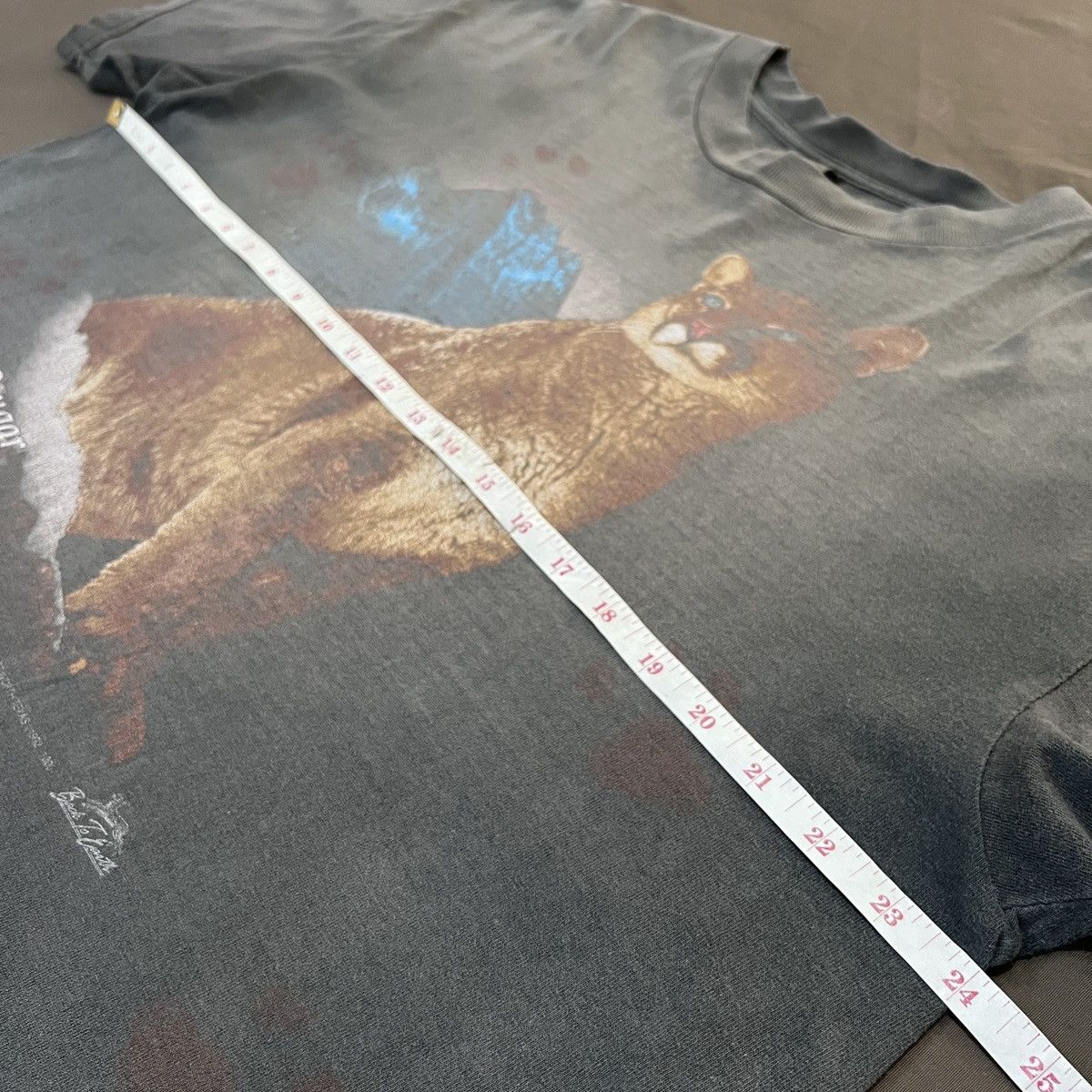 Vintage Vintage 90s 3D Emblem Cougar Tee XL Faded Size US XL / EU 56 / 4 - 15 Thumbnail