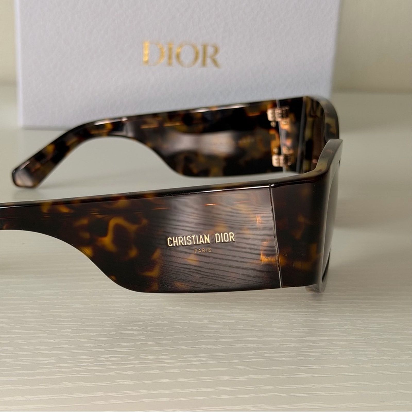 New Dior Brown Tortoise Shell Sunglasses, DiorNuit S1I 24F0