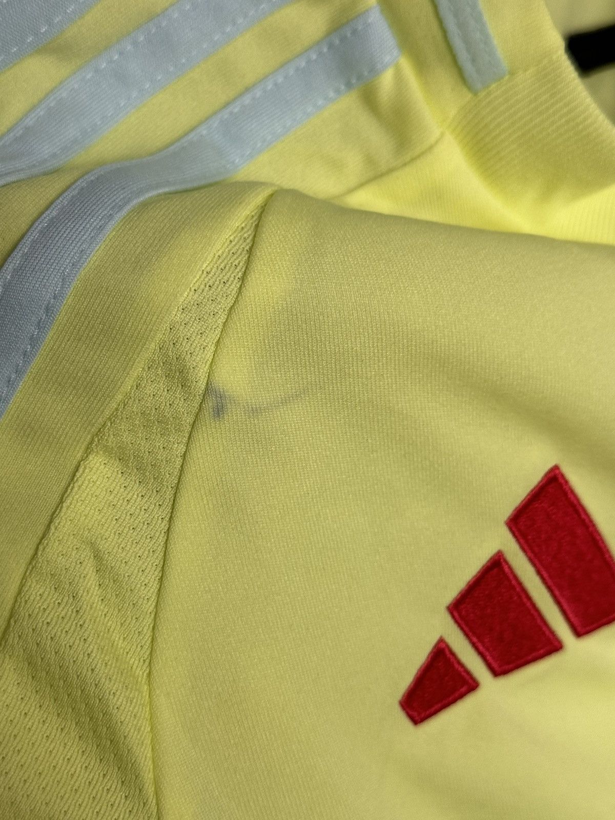Adidas KIDS New Spain National Team 2024 Away Football Jersey Size US XS / EU 42 / 0 - 6 Thumbnail