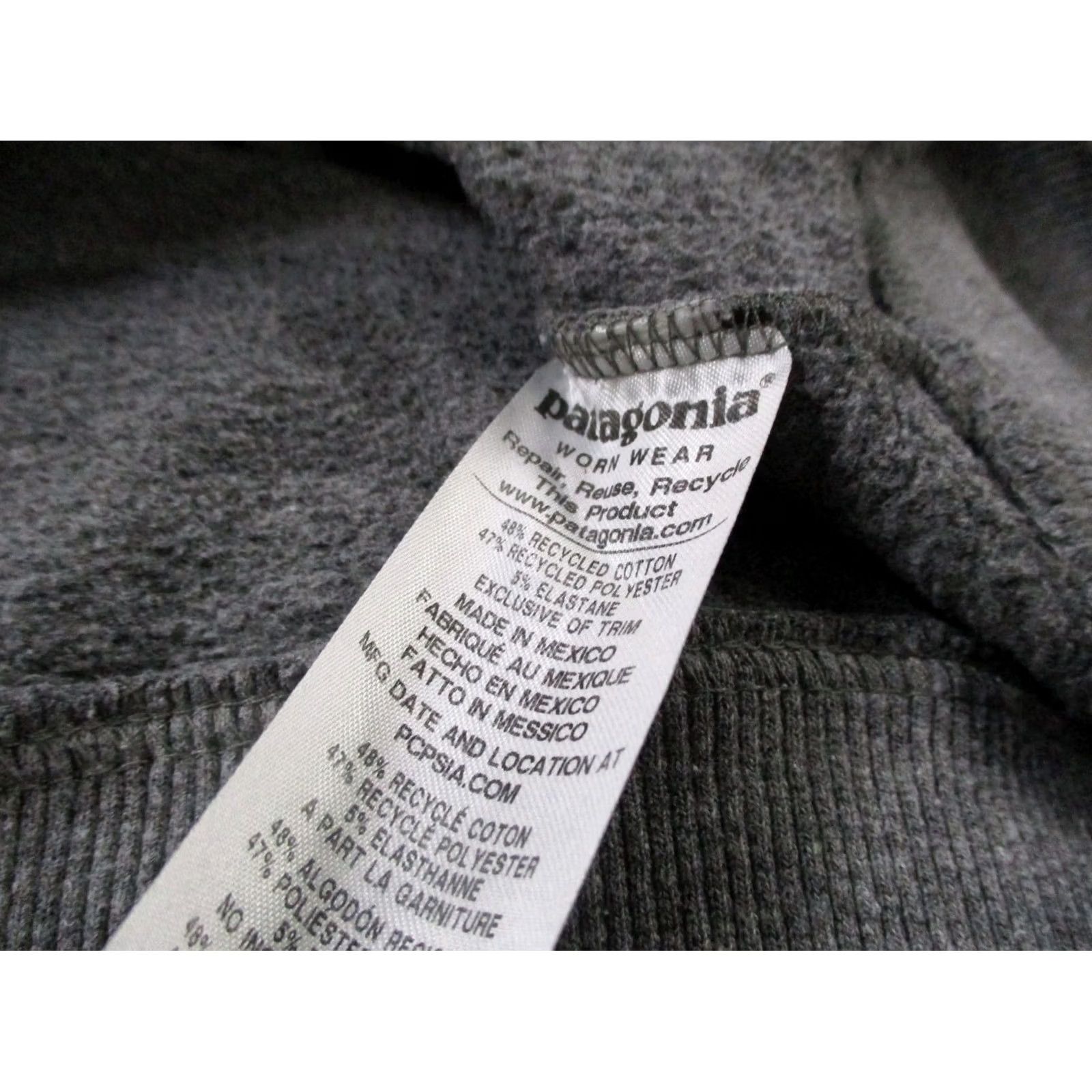 Patagonia Patagonia Hoodie Mens S Gray Logo Pullover Sweatshirt Regular Fit Hooded Knit Front Logo Size US S / EU 44-46 / 1 - 7 Thumbnail