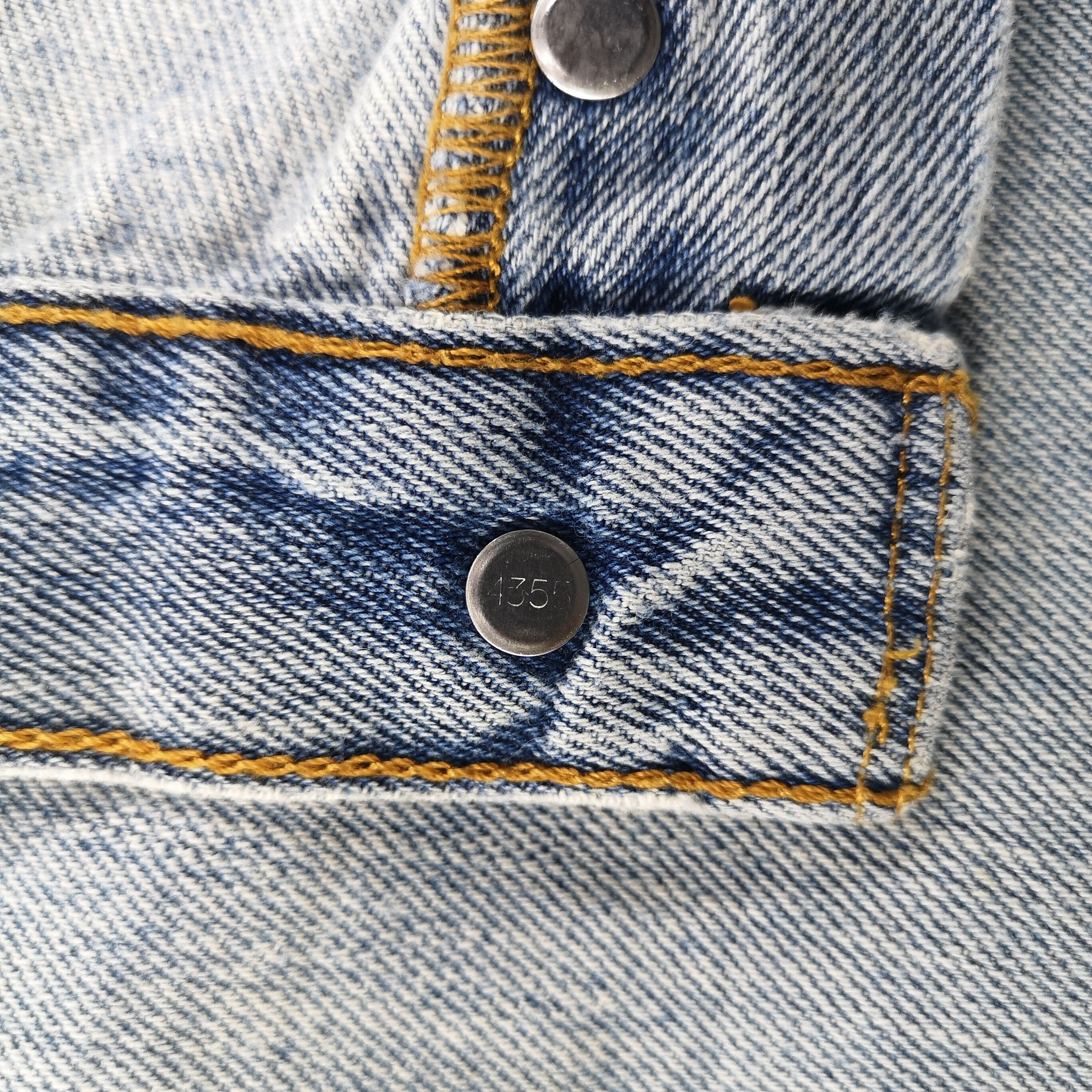 Levi's × Vintage Vintage Light Wash Levis 501 Jeans- JM1067 Size US 36 / EU 52 - 9 Thumbnail