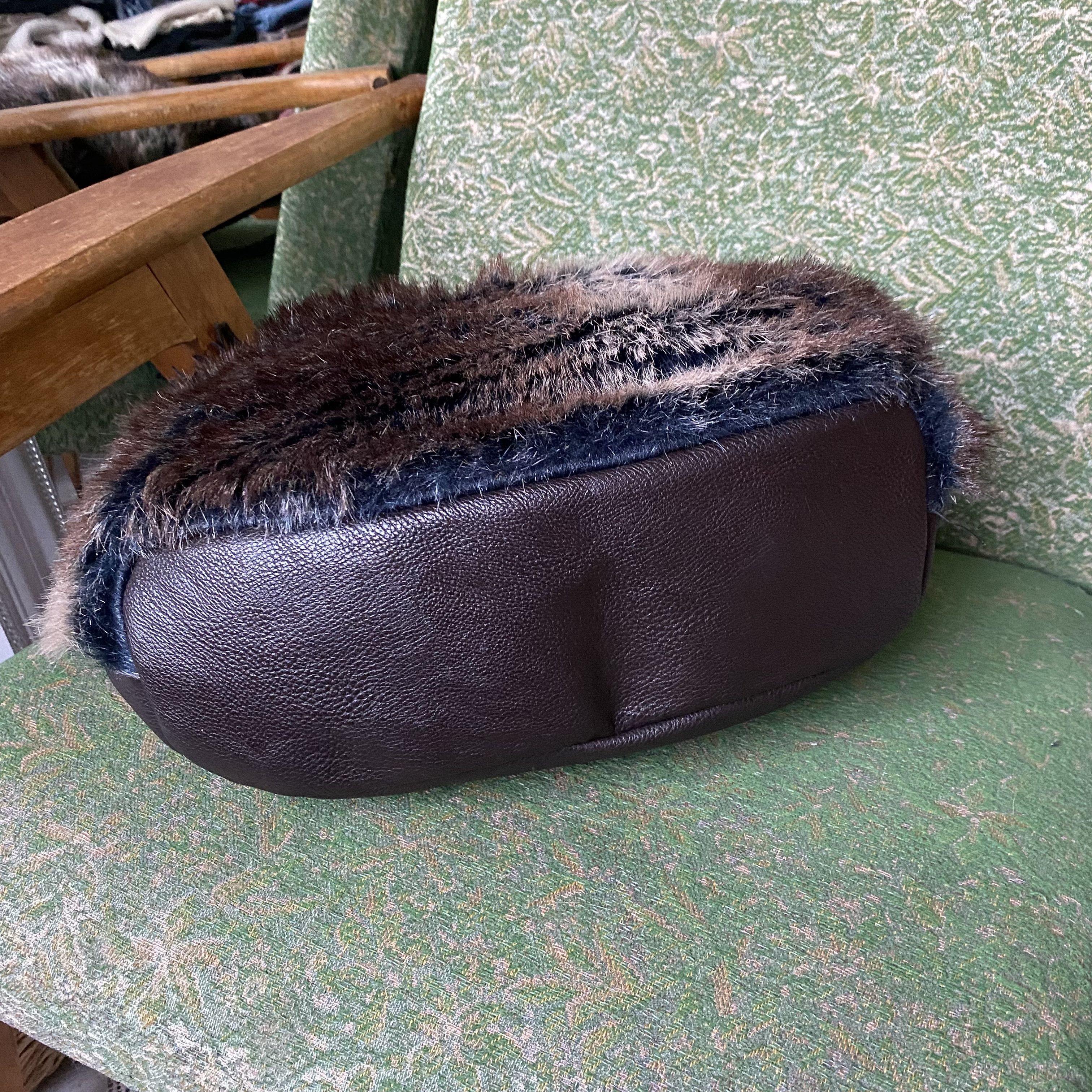 If Six Was Nine Vintage Y2K Fluffy Faux Fur Bags 2000s Avant-garde Size ONE SIZE - 6 Thumbnail