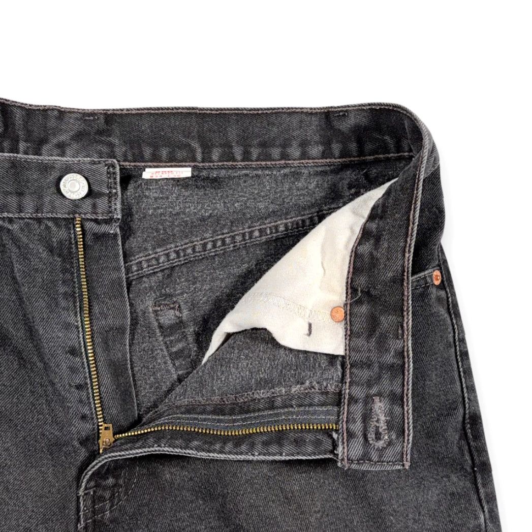 Levi's VINTAGE Levi's 550 Jeans Mens 32x36 Black Relaxed Fit Denim USA 90s Tag Size US 32 / EU 48 - 4 Thumbnail