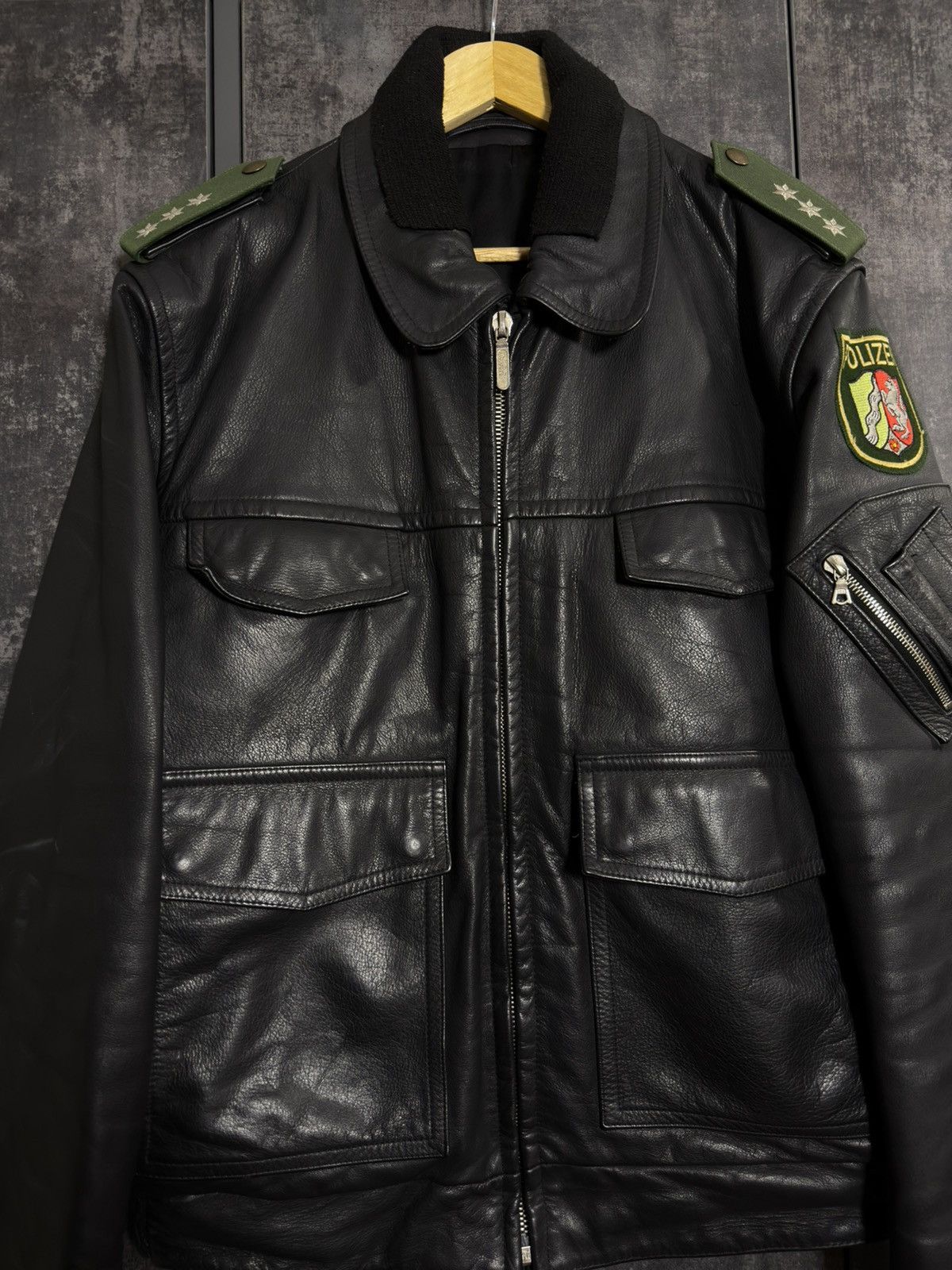 Vintage Crazy Vintage 90s Polizei Leather Aviator Jacket Vetements Size US L / EU 52-54 / 3 - 20 Thumbnail