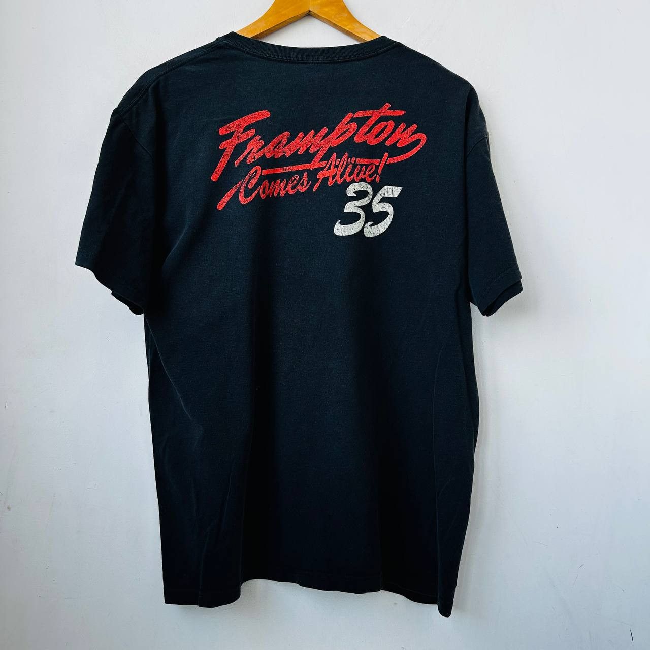 Band Tees Frampton comes alive 35 tshirt #242 Size US L / EU 52-54 / 3 - 2 Thumbnail
