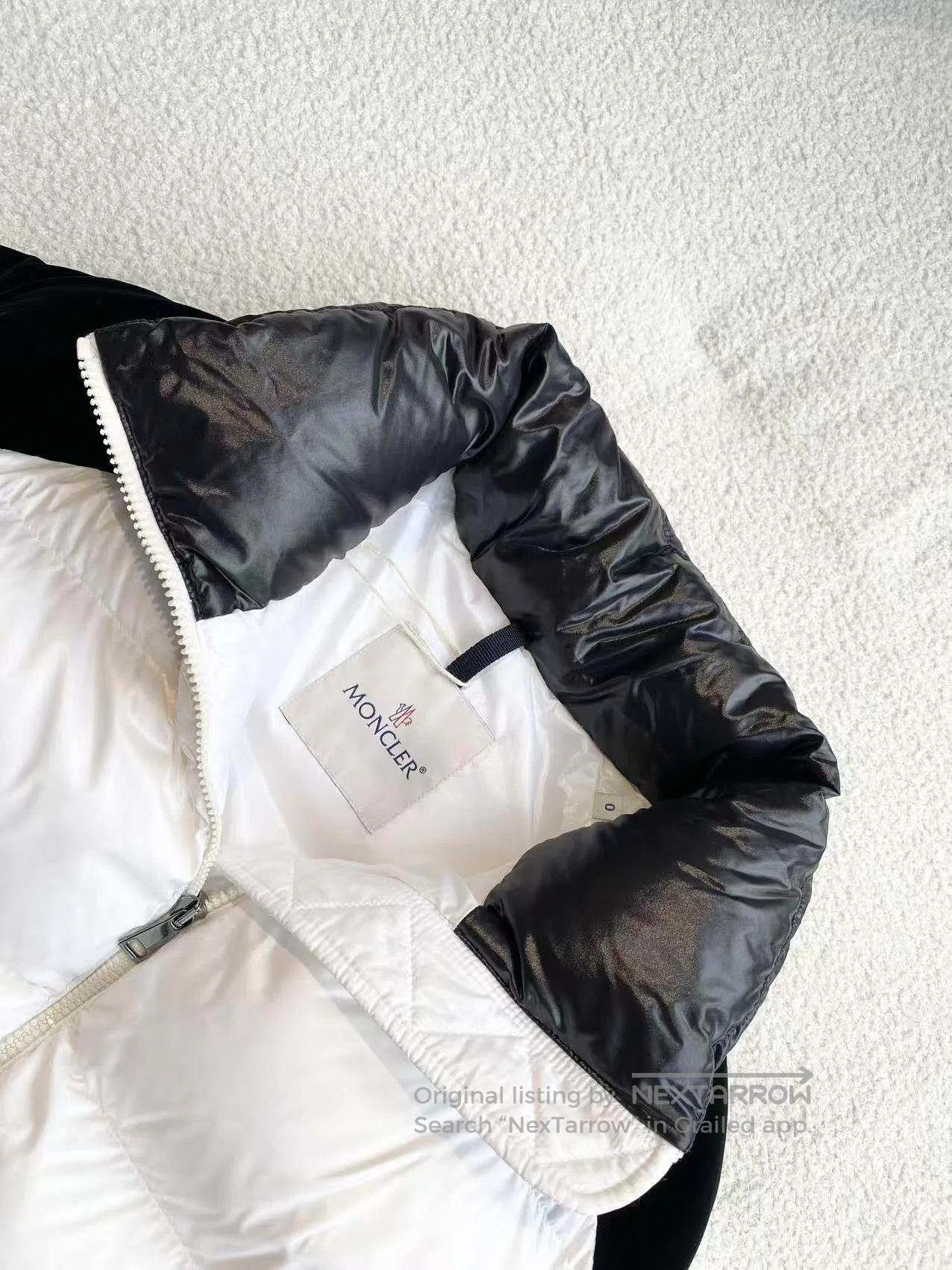 Moncler Moncler Size 0 Black letters on the back and white down jac Size XS / US 0-2 / IT 36-38 - 4 Thumbnail