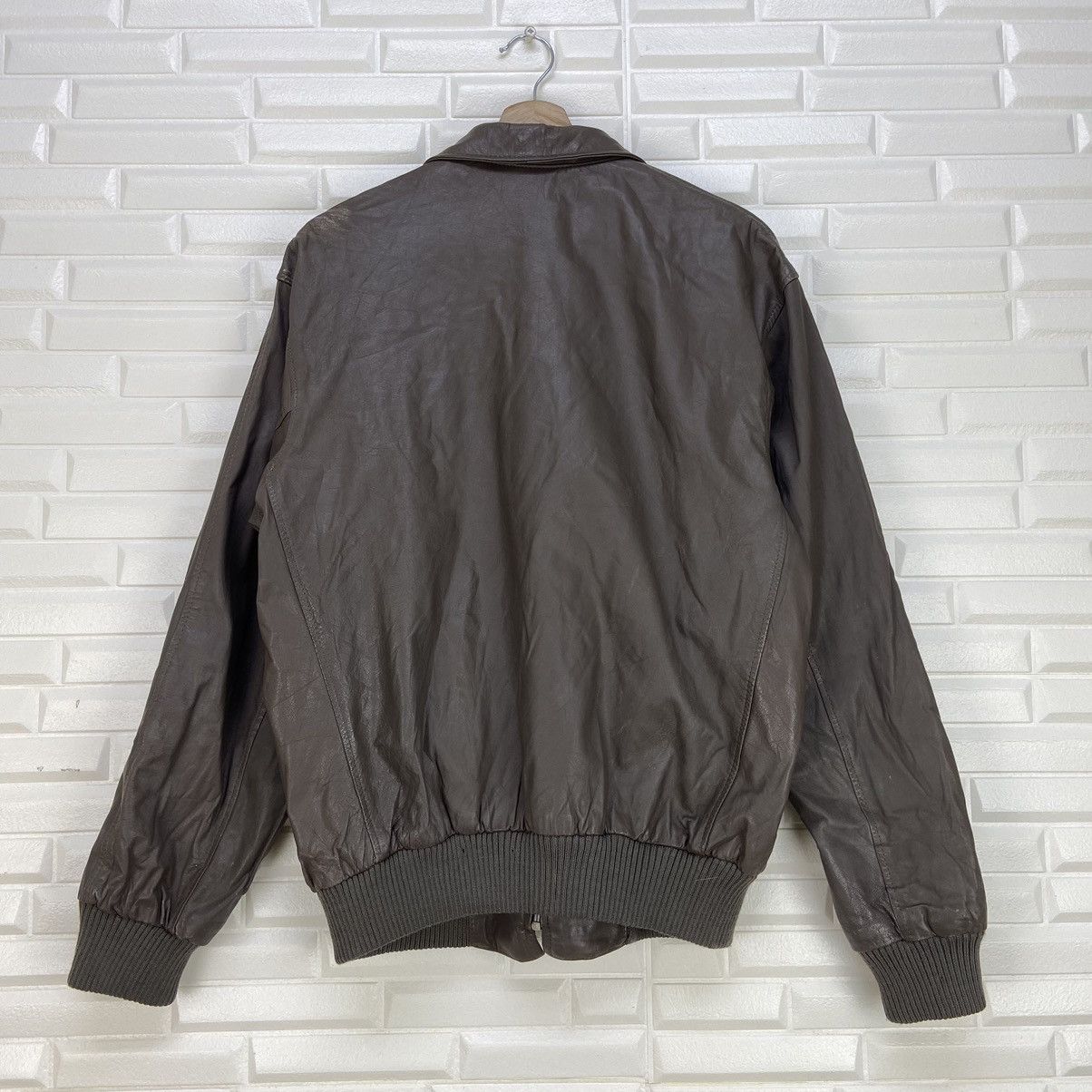 Leather Vintage A-2 Leather Jacket Western Style Size US S / EU 44-46 / 1 - 2 Thumbnail