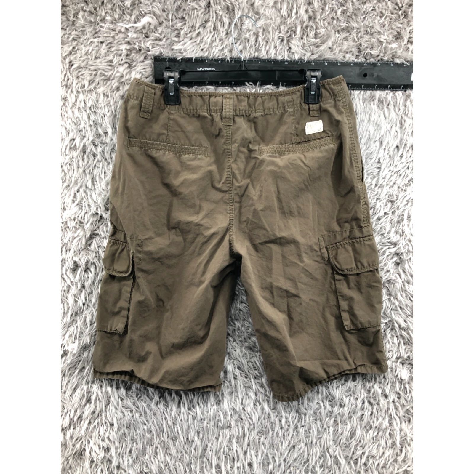 Dockers DOCKERS Relaxed Cargo Shorts Mens Size 34 Mid Rise Beige Medium Wash Canvas 5-Pocket Utility Style Casual Belt Loops Size US 34 / EU 50 - 3 Thumbnail