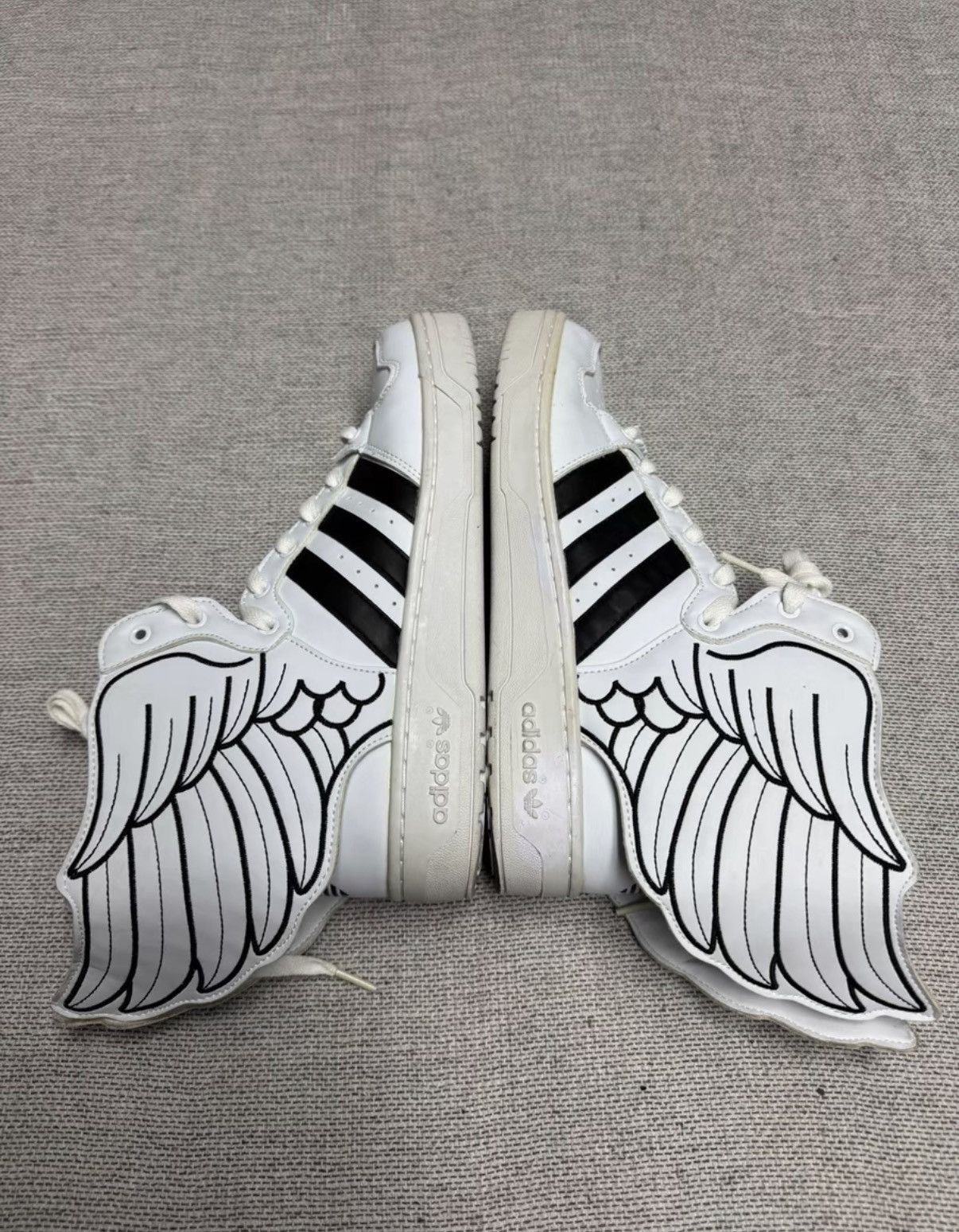 Adidas Adidas Jeremy Scott Wings 2.0 Pure White K37 Size US 9.5 / EU 42-43 - 7 Thumbnail