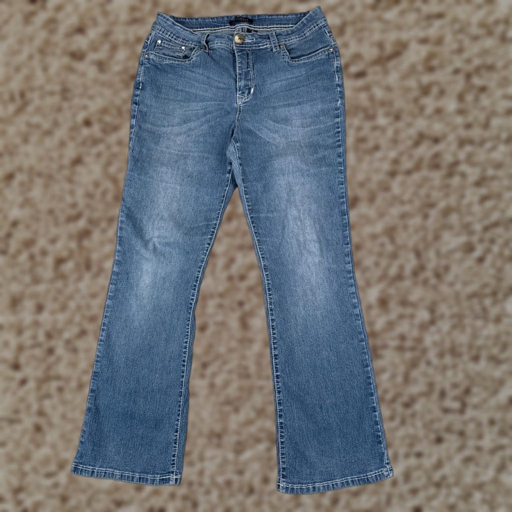 Roz & Ali Jeans Women 12P Blue Denim Bootcut Mid Rise 30x28 Embellished Embroidered Logo 5-Pocket Design Cotton Denim Jeans Womens