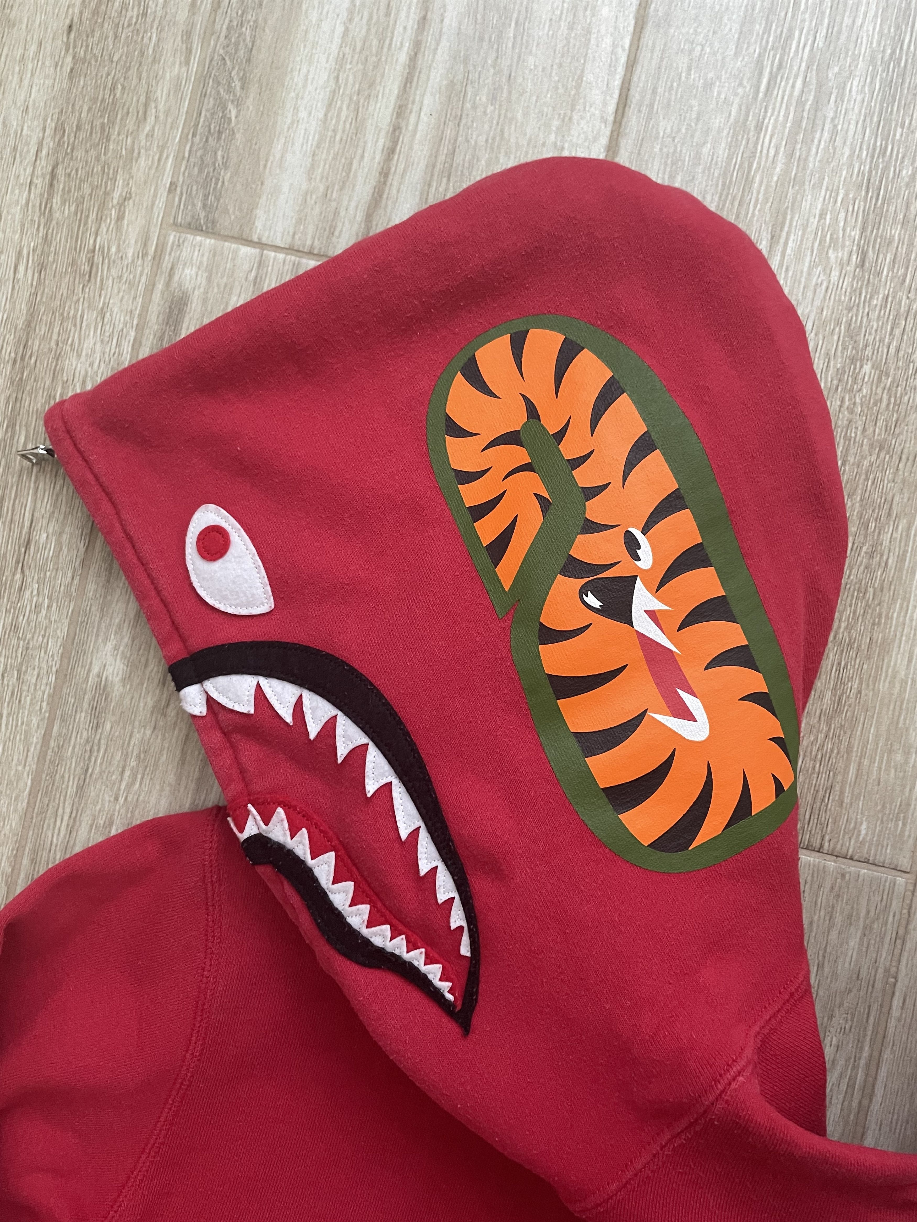 Bape Bape Shark Zip Hoodie Size US S / EU 44-46 / 1 - 5 Thumbnail