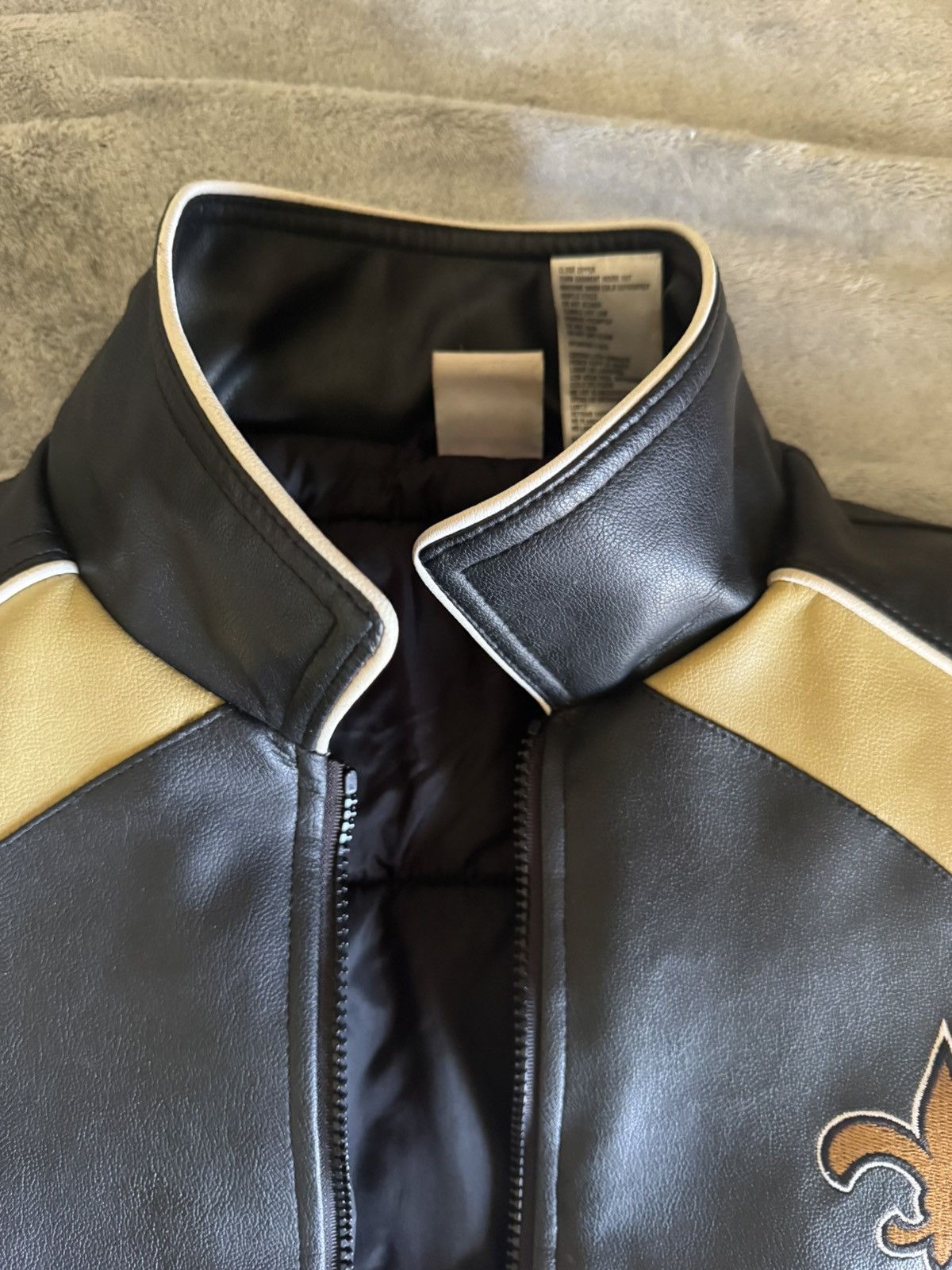 NFL × Vintage VINTAGE NFL NEW ORLEANS SAINTS BLACK LEATHER JACKET Size US XL / EU 56 / 4 - 4 Thumbnail