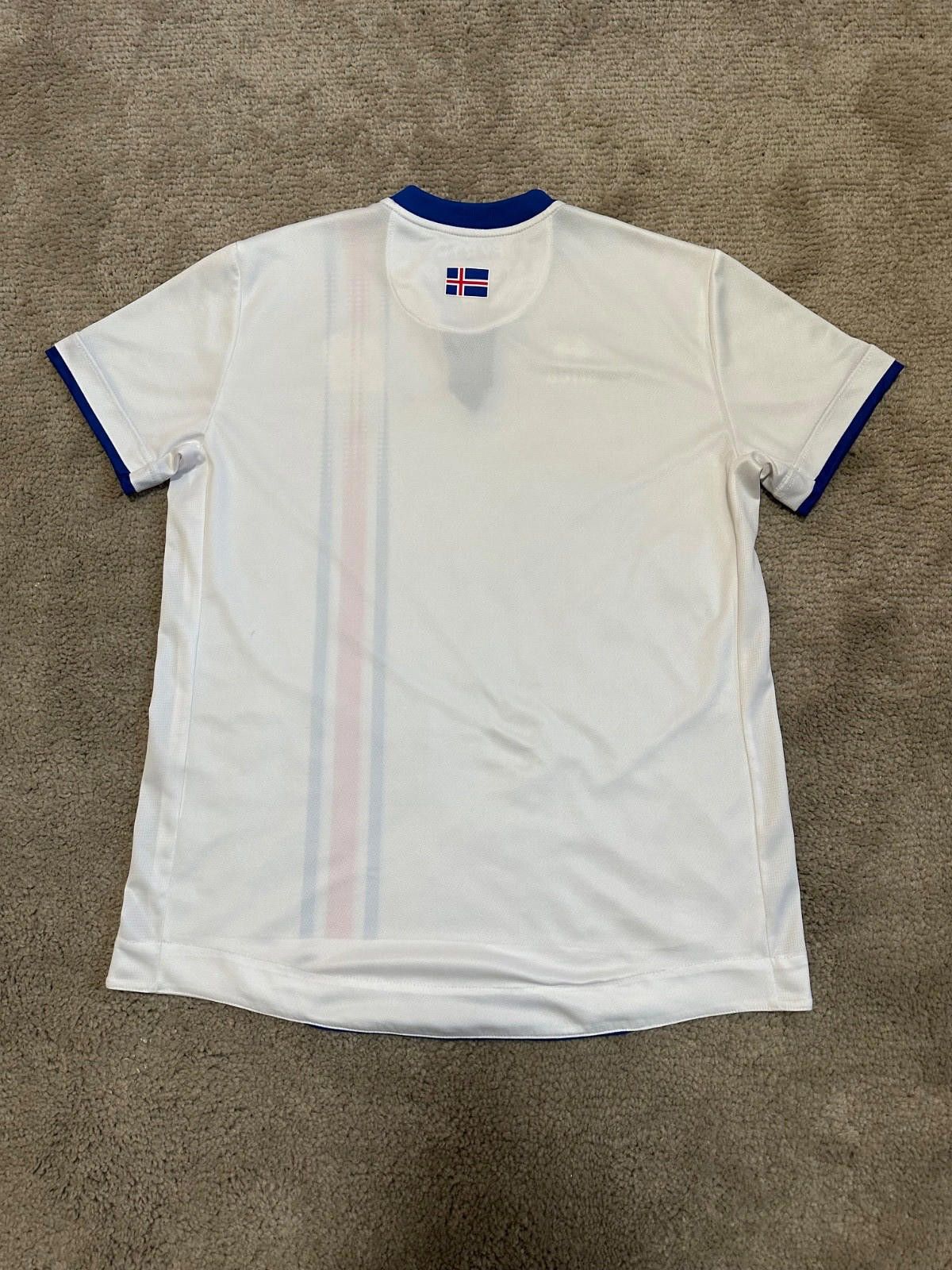 Errea ICELAND 2016/17 AWAY FOOTBALL SHIRT SOCCER JERSEY ERREA sz S Size US S / EU 44-46 / 1 - 7 Thumbnail