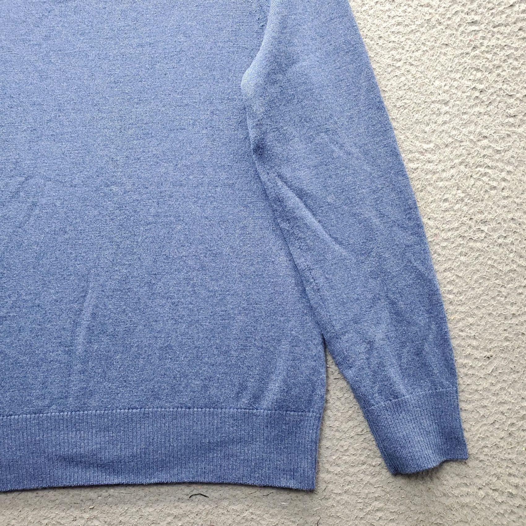Banana Republic Banana Republic Sweater Mens Large Blue Extra Fine Merino Long Sleeve V-Neck Size US L / EU 52-54 / 3 - 8 Thumbnail