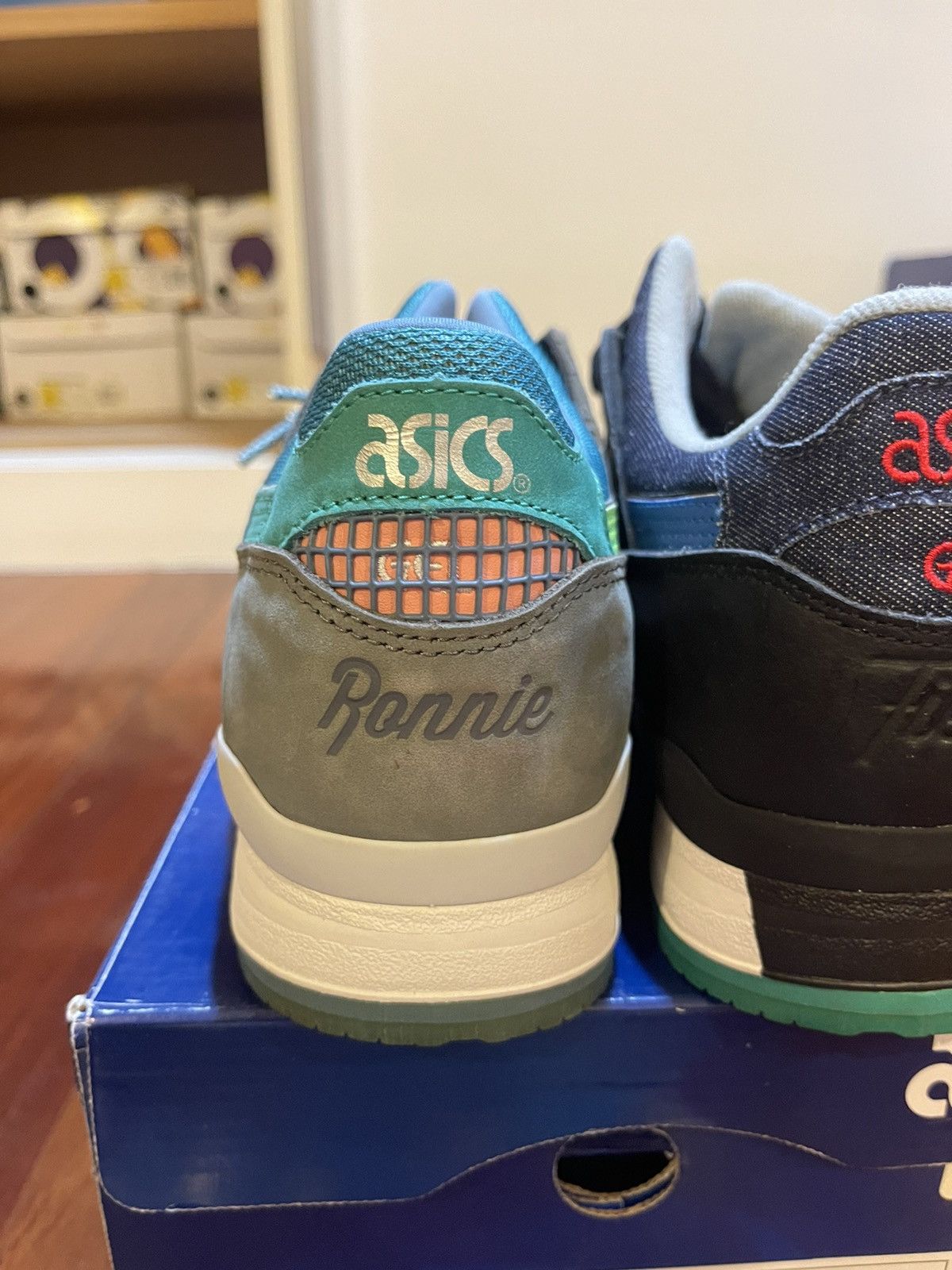 Asics × Kith × Ronnie Fieg New!!! Ronnie Fieg (Kith Founder)x ASICS Gel Lyte 3 Size US 9.5 / EU 42-43 - 16 Thumbnail