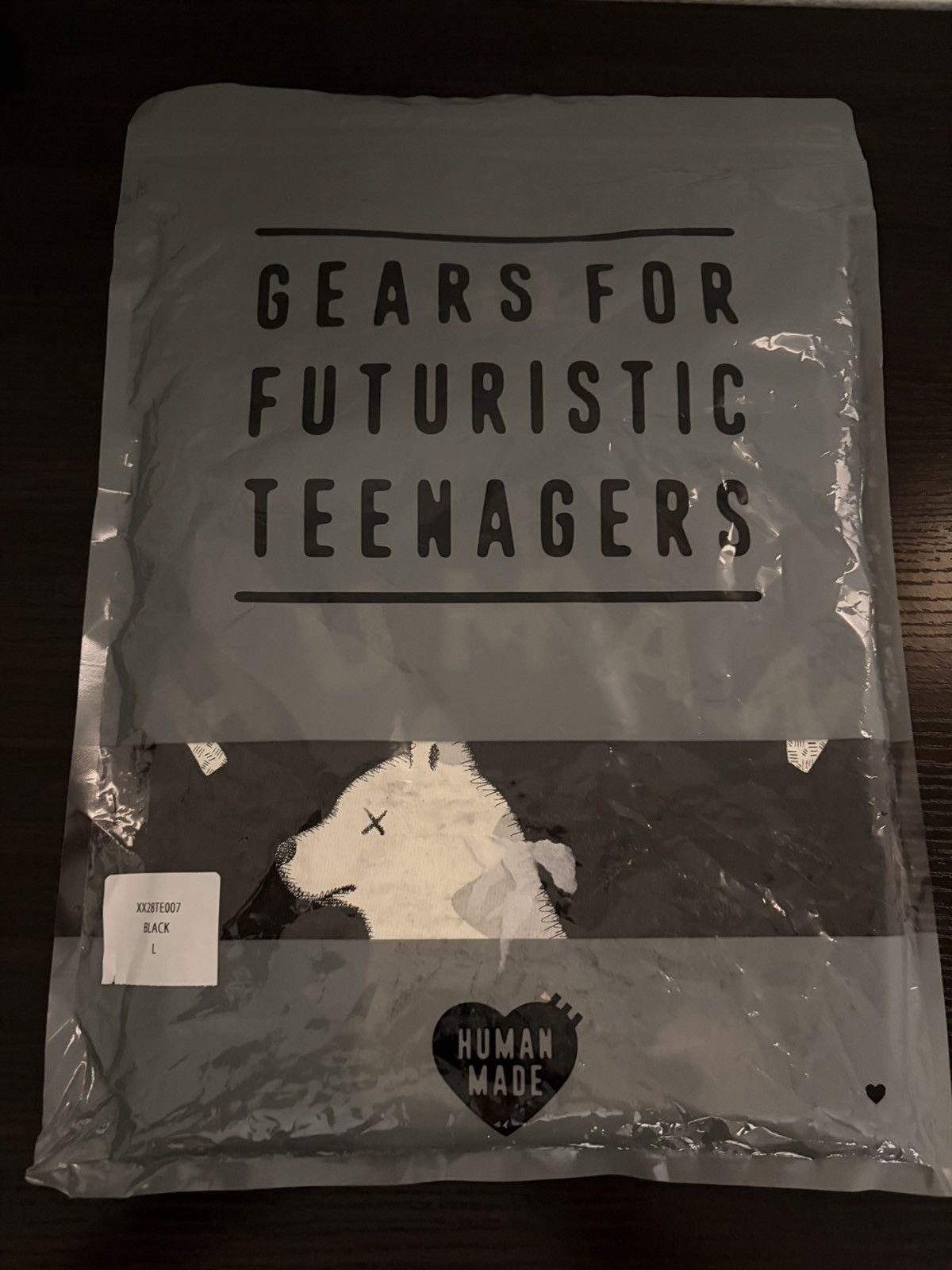 Human Made × Kaws Human Made Kaws Seoul Exclusive tee sz L Size US L / EU 52-54 / 3 - 9 Thumbnail