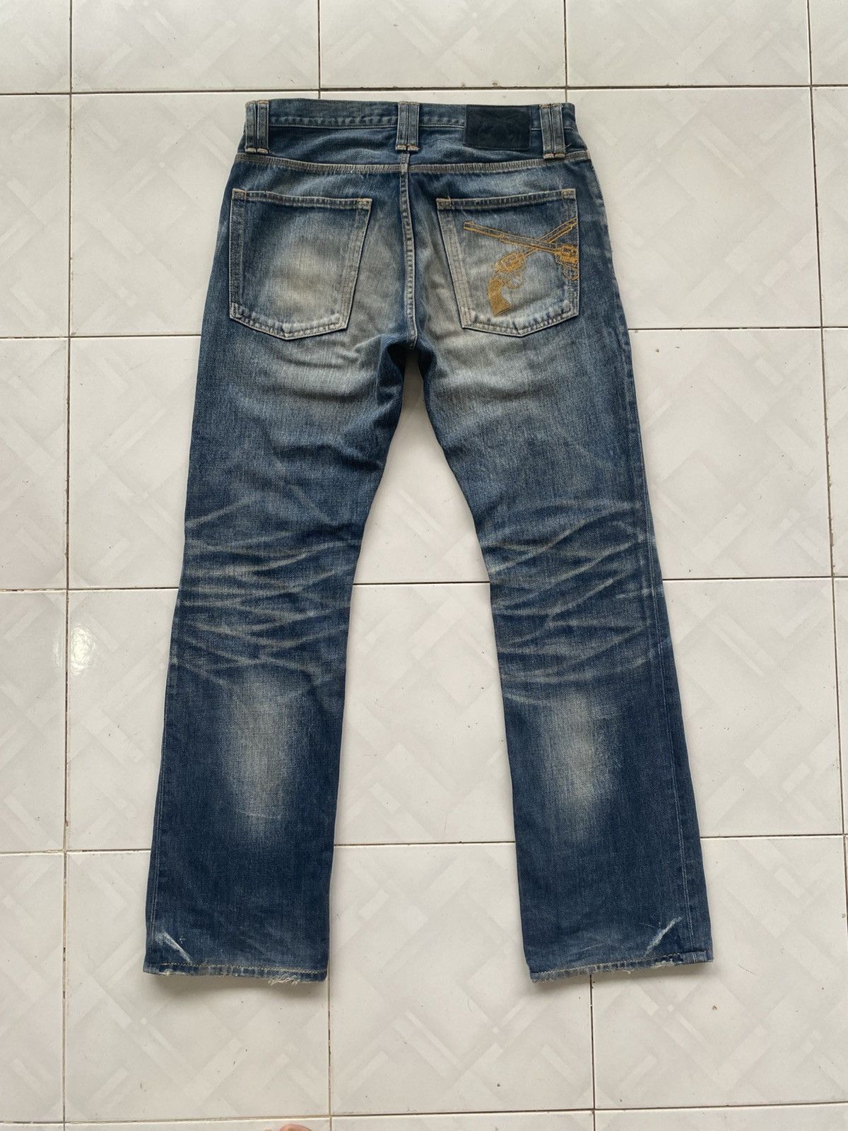 Roar Roar Crossgun Swarovski Distress Jeans Size US 31 - 1 Thumbnail