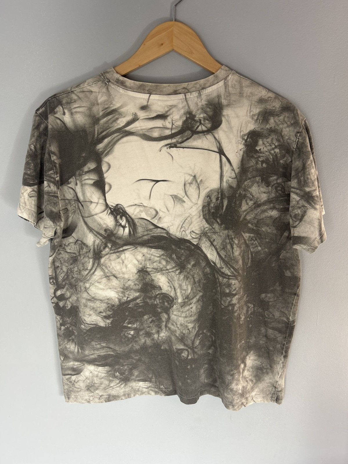 Marcelo Burlon Marcelo Burlon County of Milan Smoke Tee Size US M / EU 48-50 / 2 - 2 Thumbnail