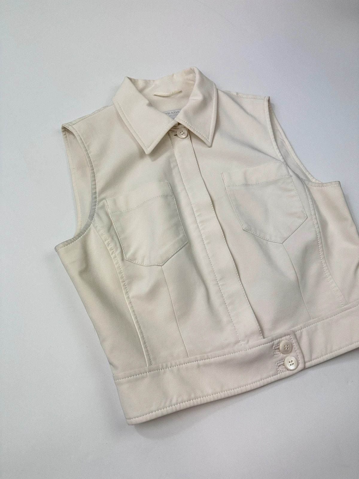 Prada Prada Milano SS1998 White Vest Top Sleeveless Jacket Size M / US 6-8 / IT 42-44 - 3 Thumbnail