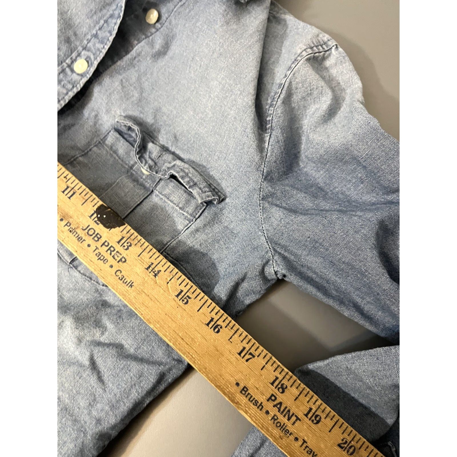 J.Crew VINTAGE J. Crew Chambray Fit Shirt Style 91506 Roll Tab Sleeves Women S Blue Solid Shirt Adult Small Women Size S / US 4 / IT 40 - 6 Thumbnail