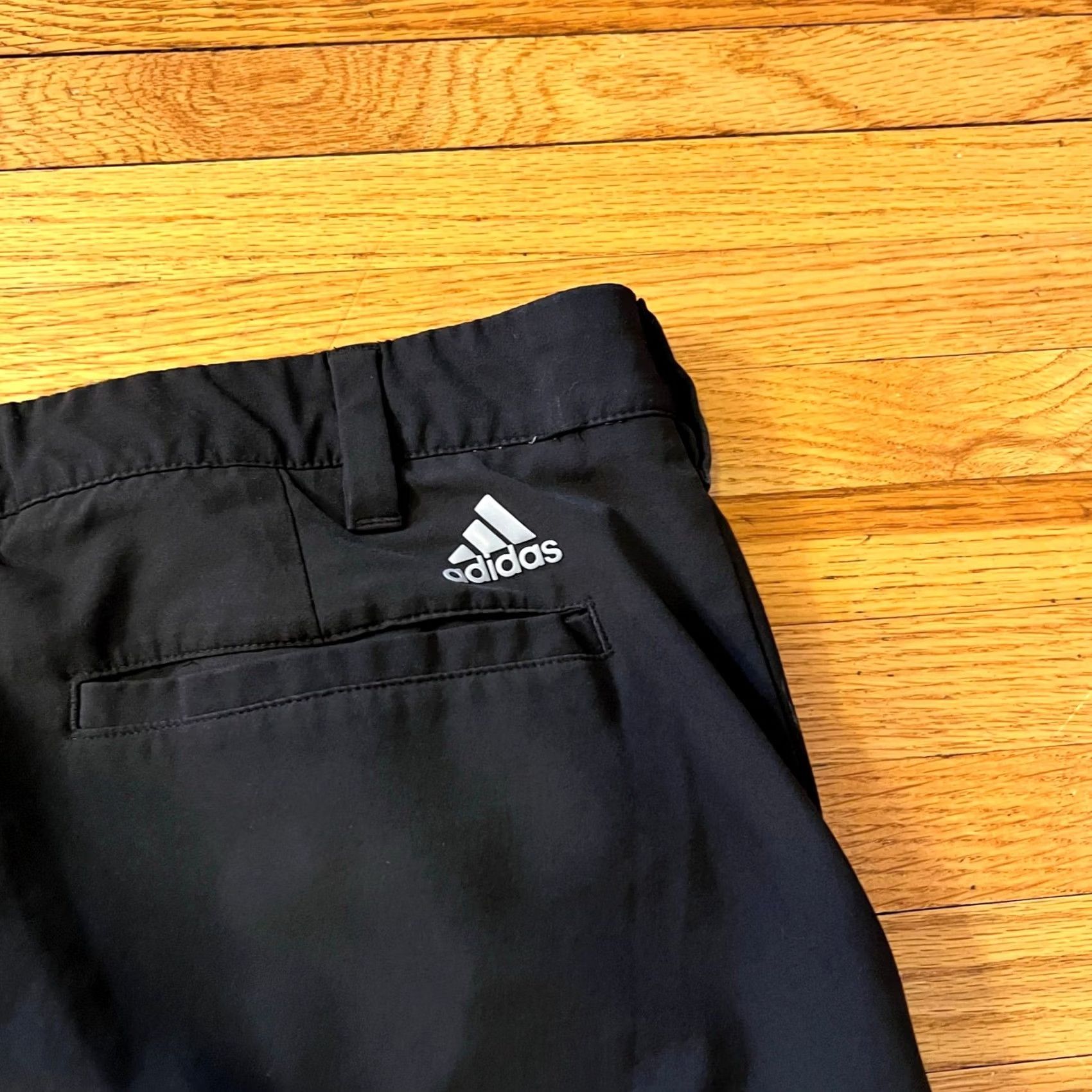 Adidas Adidas Shorts Mens 36 Performance Golf Black Regular Chino Men Mens 36 Black Golf Performance Shorts Size US 36 / EU 52 - 4 Thumbnail