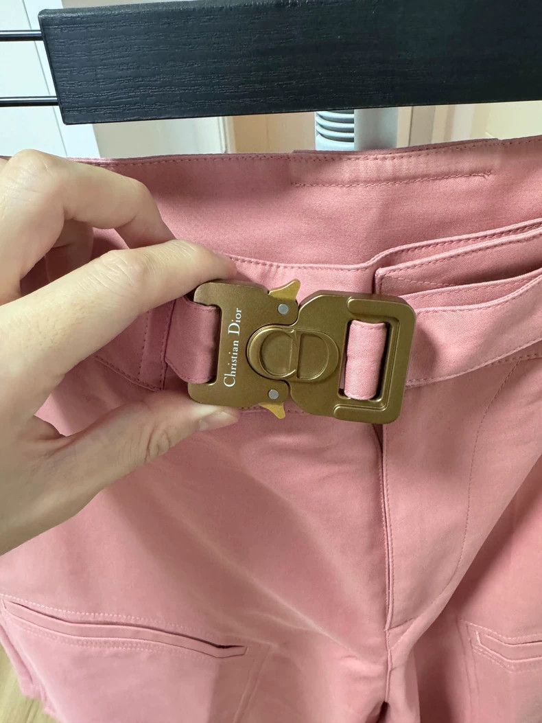 Dior Dior Metal buckle watermelon pink shorts Size US 28 / EU 44 - 2 Thumbnail