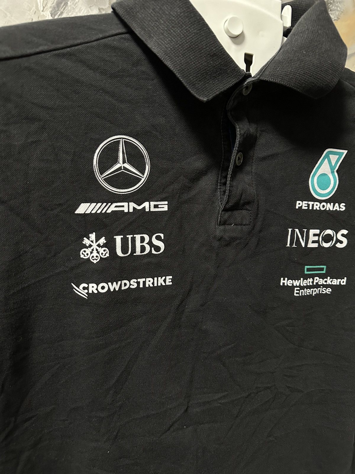 Formula 1 Mercedes AMG Petronas F1 Black Short Sleeve Big Logo T-Shirt Size US M / EU 48-50 / 2 - 2 Thumbnail