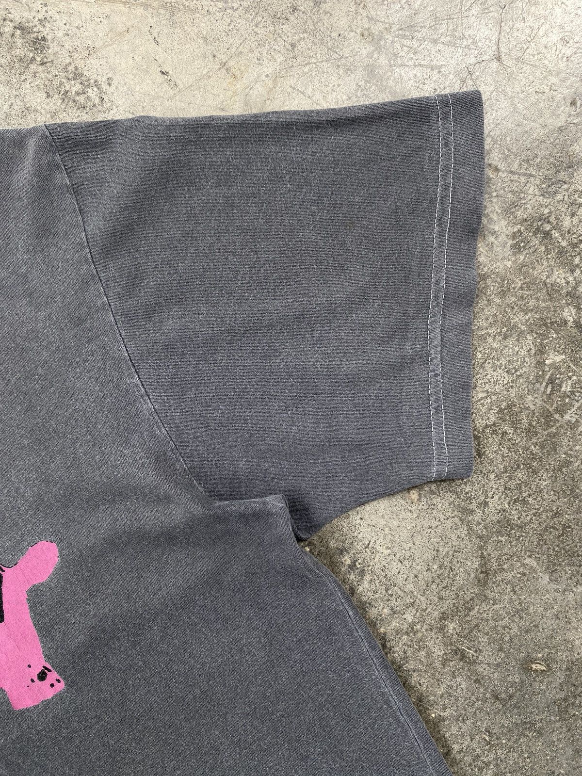 Band Tees Sick🔥Vintage Pink Floyd “Atom Heart Mother” Band Tees Size US M / EU 48-50 / 2 - 5 Thumbnail