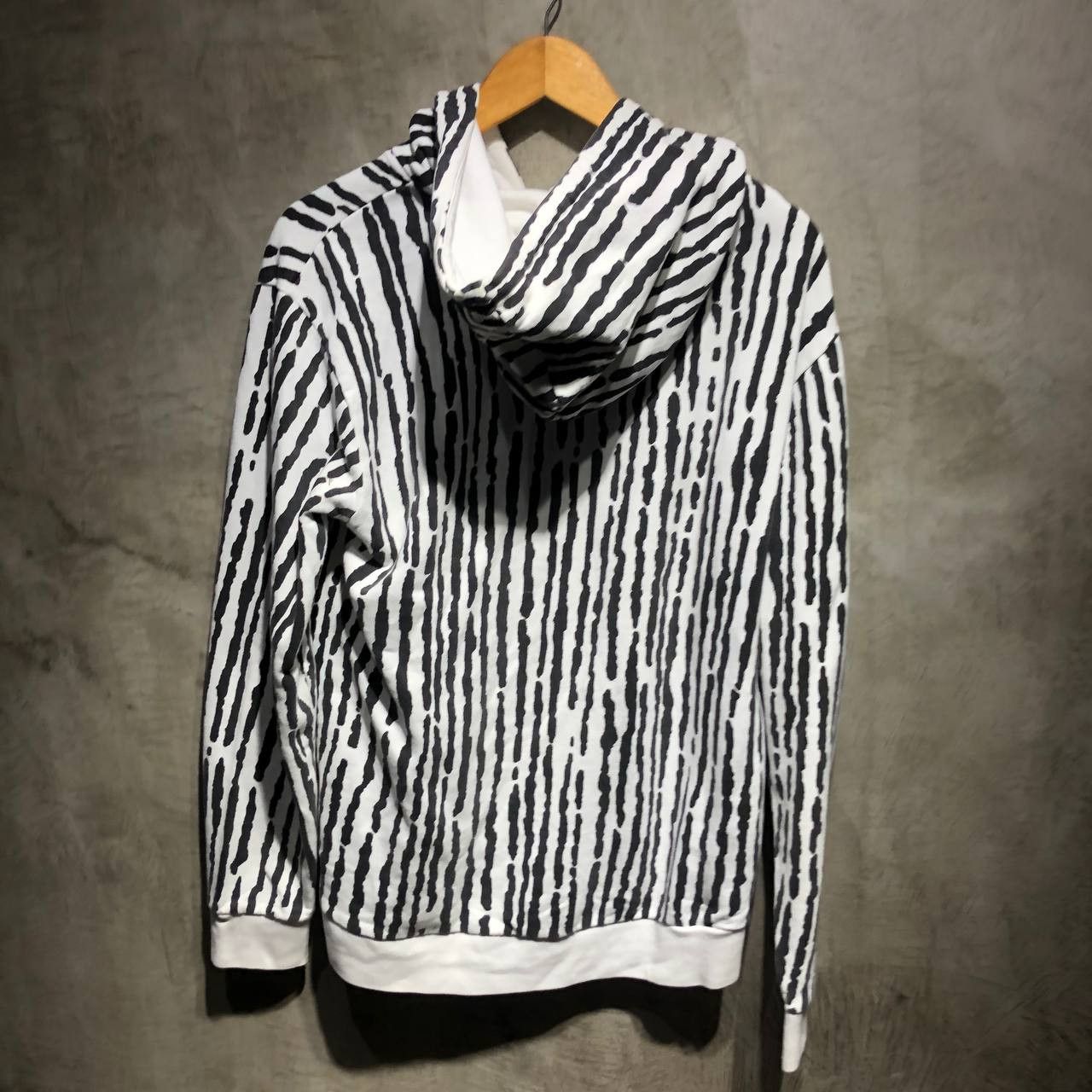 Balenciaga Balenciaga Printed stripes Hoodie Size US L / EU 52-54 / 3 - 5 Thumbnail
