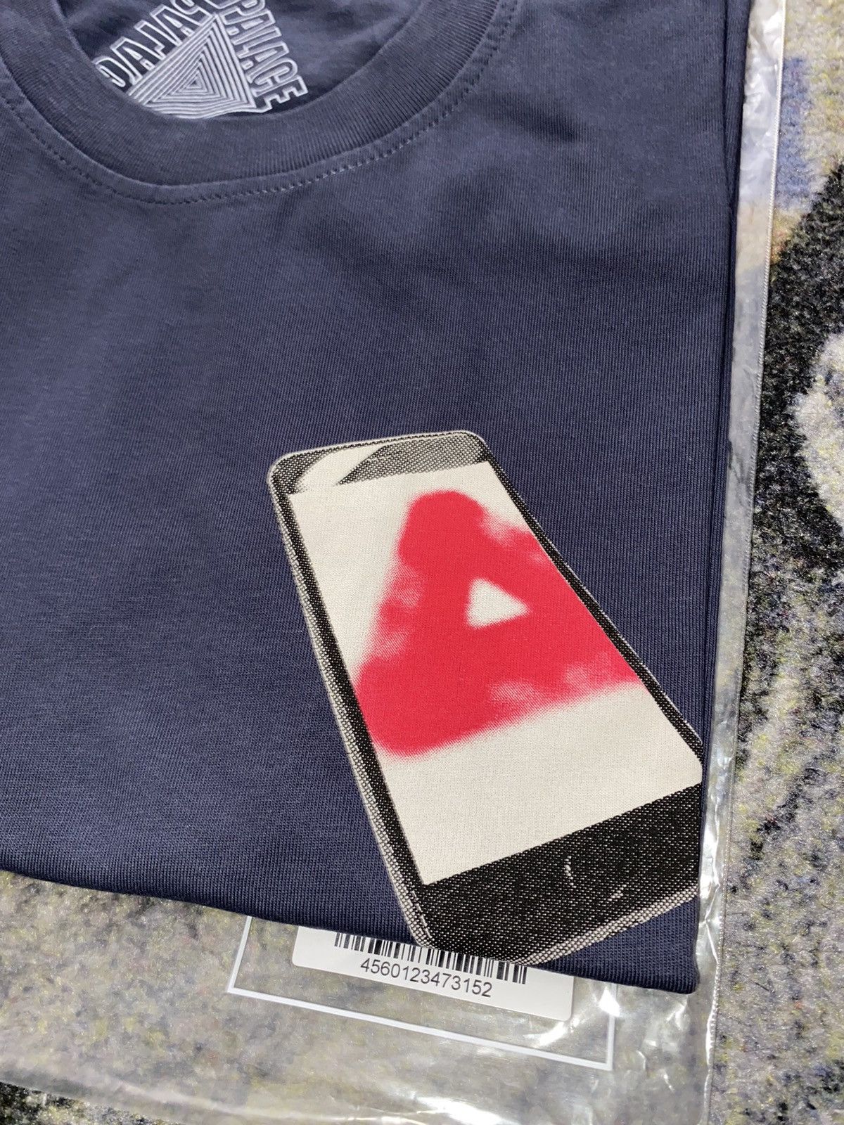 Palace Palace Tri-Phone T-Shirt Size US L / EU 52-54 / 3 - 3 Thumbnail