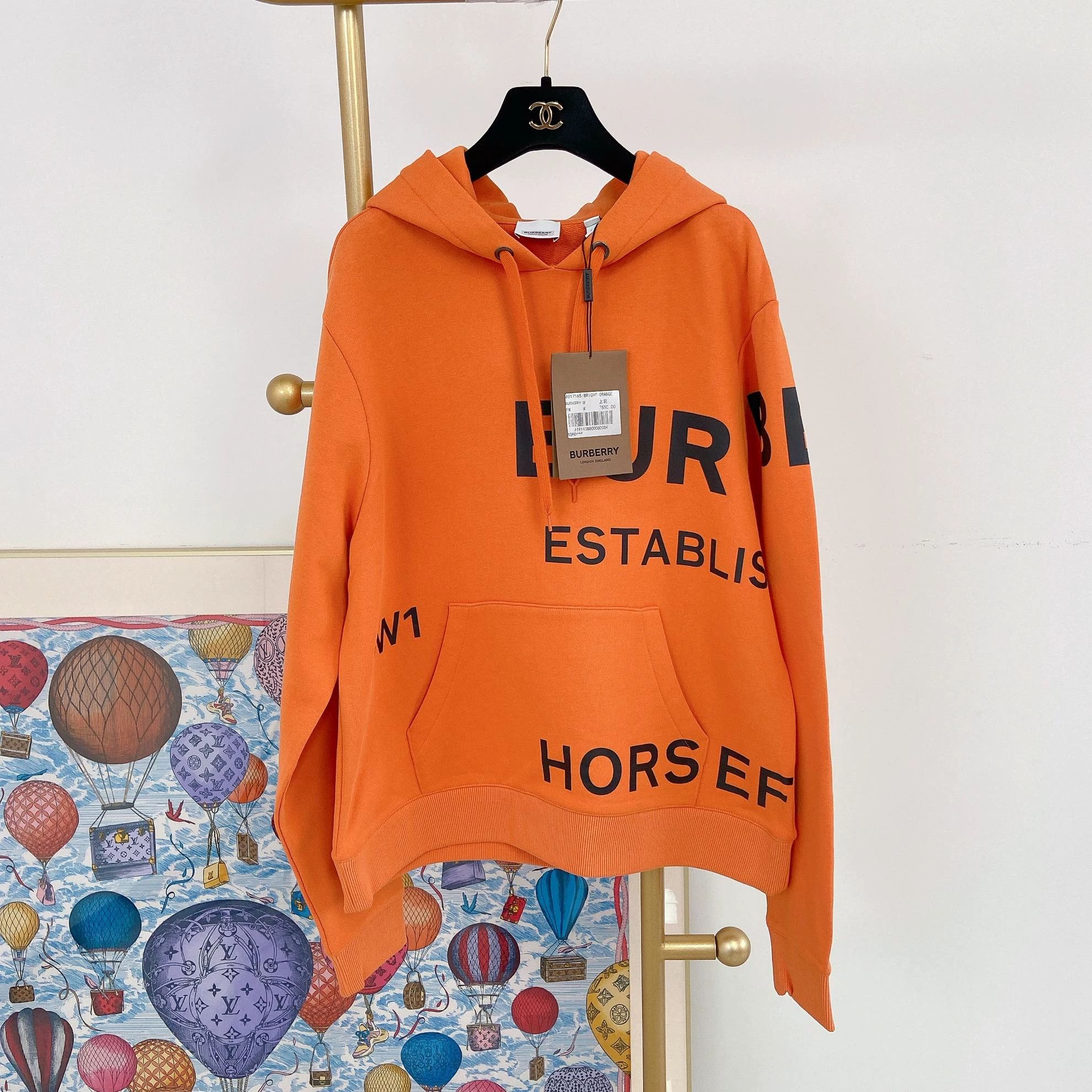 Burberry Burberry Orange Logo Hooded Sweatshirt M Size US M / EU 48-50 / 2 - 1 Thumbnail