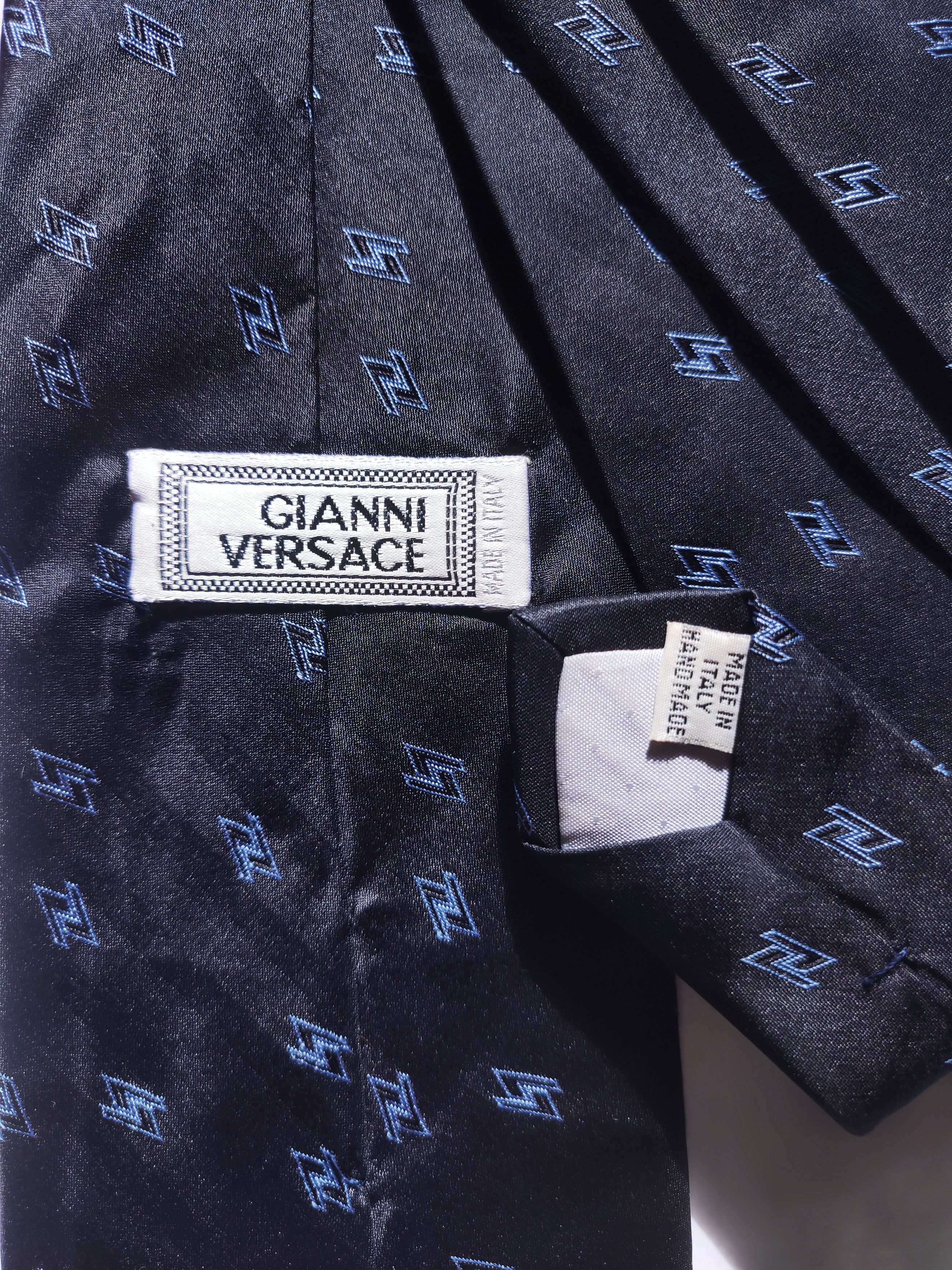 Versace × Vintage Vintage Gianni Versace Thunder Silk Hand Made Tie Size ONE SIZE - 4 Thumbnail