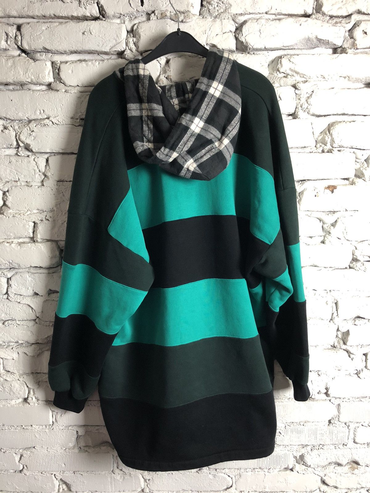 Balenciaga × Designer $1290 Green & Black Stripe Oversized Hoodie Size US M / EU 48-50 / 2 - 2 Thumbnail