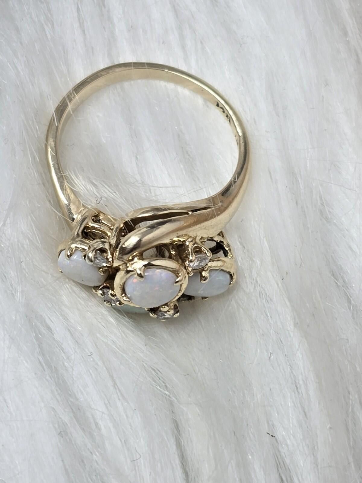 The Unbranded Brand Vintage 14k Gold Opal Diamond Waterfall Cluster Ring Sz 6 Size ONE SIZE - 3 Thumbnail