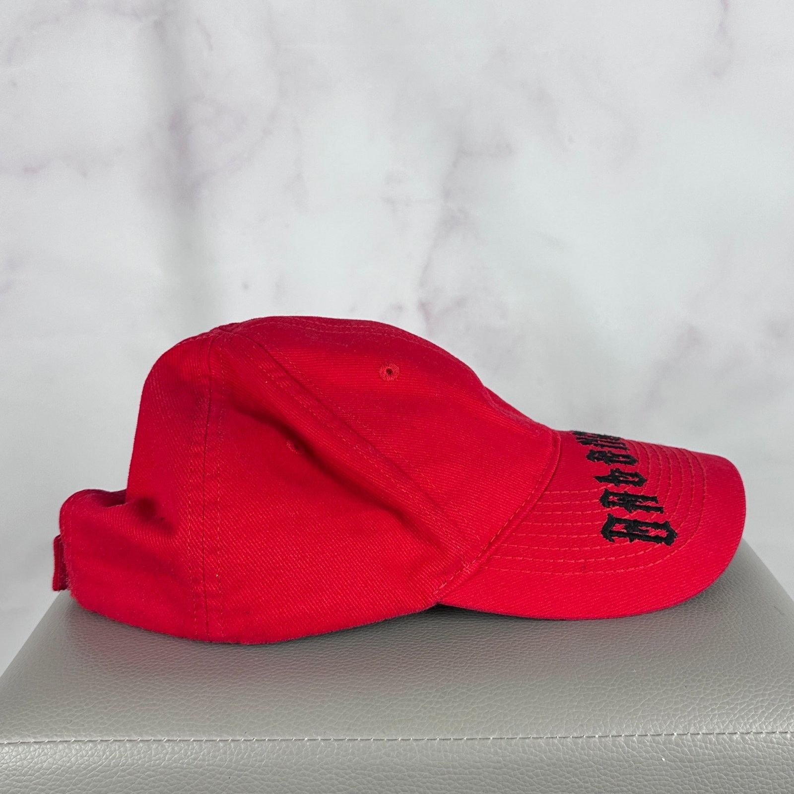 Balenciaga Red Tattoo Hat Size ONE SIZE - 5 Thumbnail