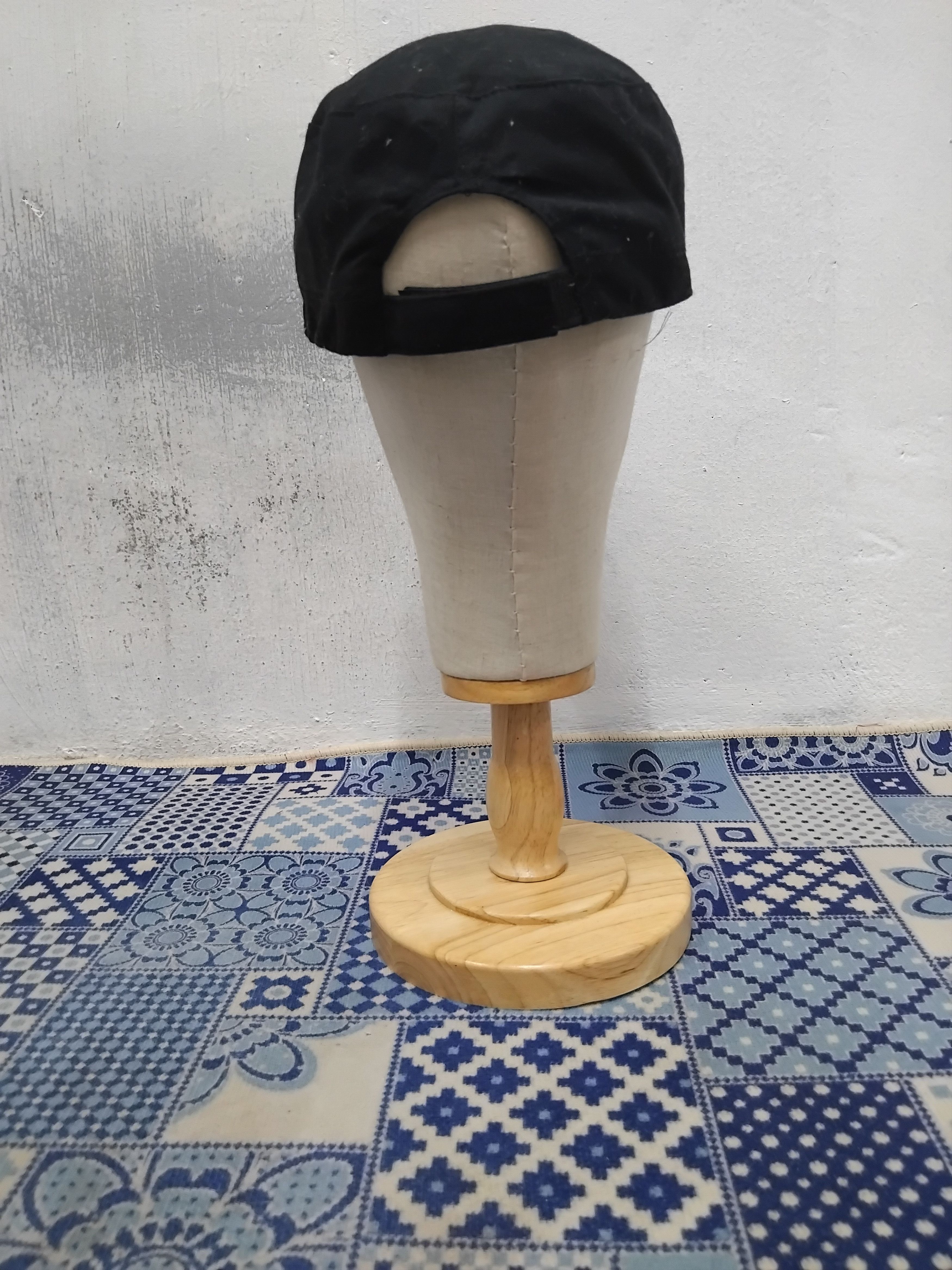 One Piece 💥One piece black colour cap Size ONE SIZE - 5 Thumbnail
