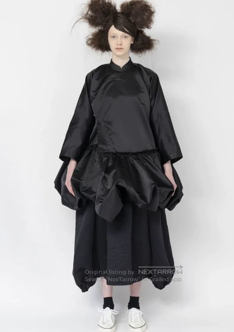 Comme des Garcons Comme des Garcons Black Design Chinese Bud Top Size S / US 4 / IT 40 - 1 Thumbnail