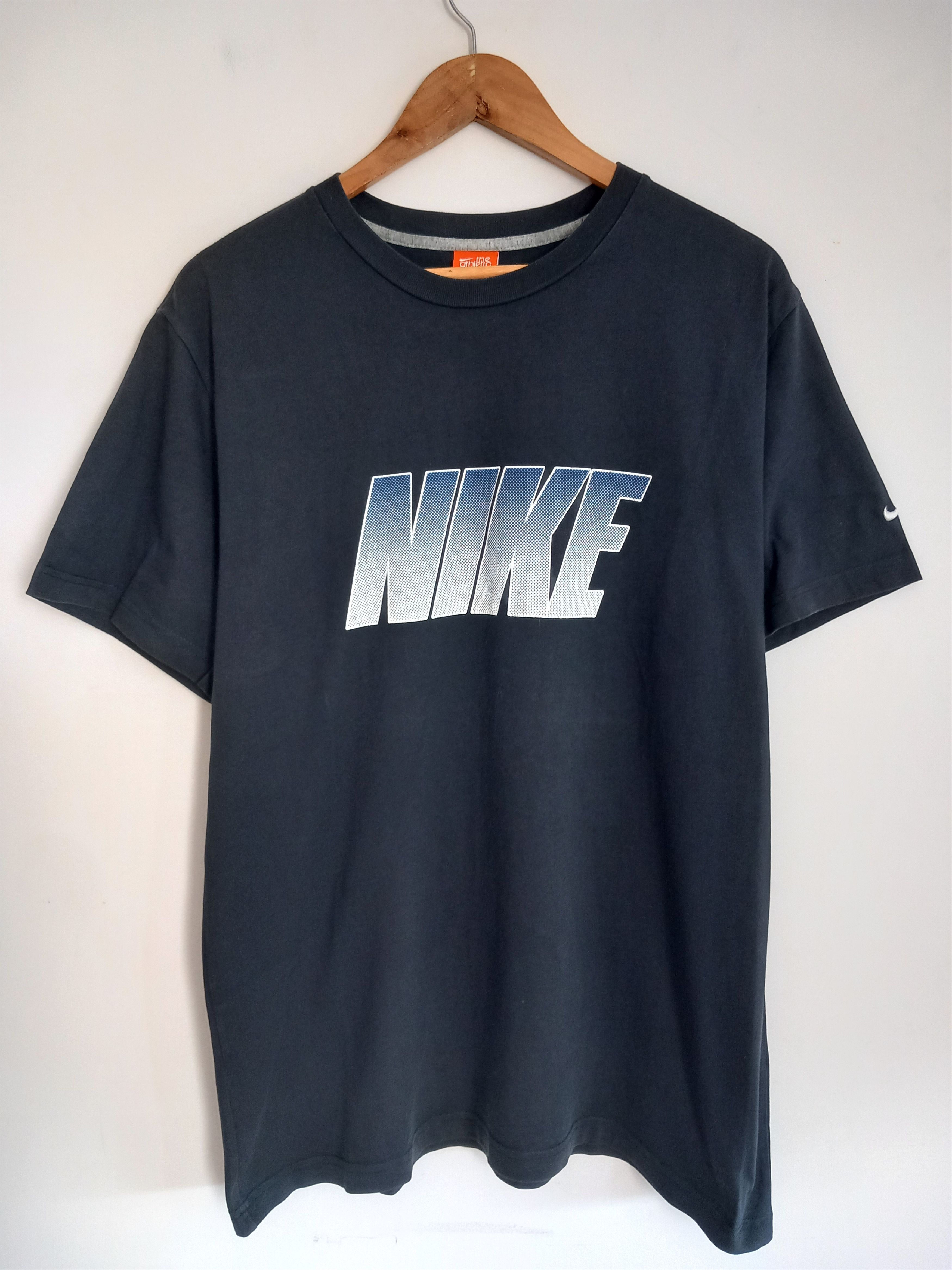 Y2K Vintage Nike 2000 T Shirt Tee store XL