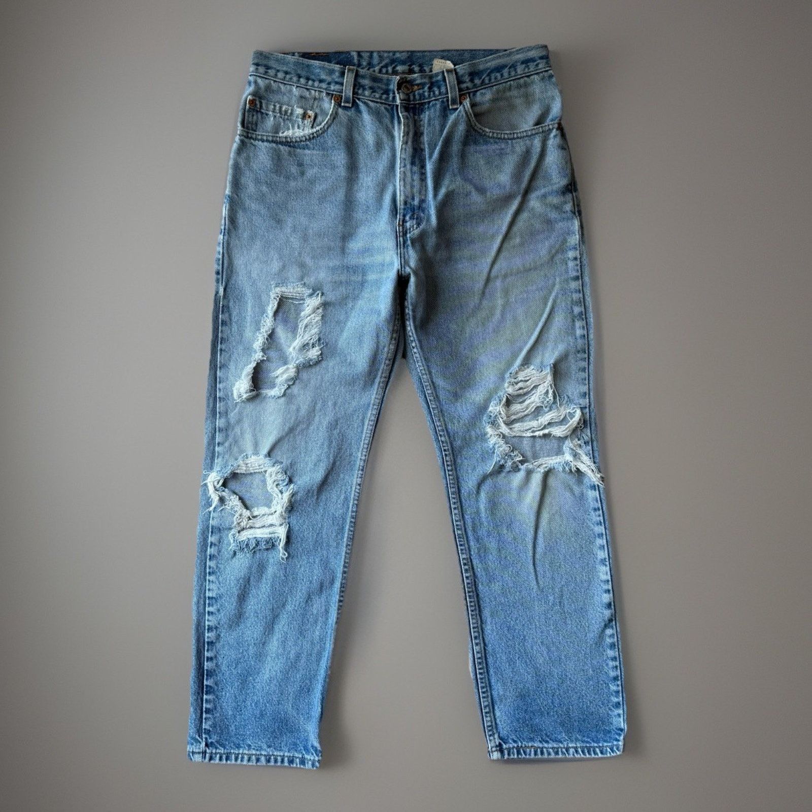 Levi's × Vintage Vintage Levis 505 Jeans 33 Blue 90s Made in USA Light Wash Size US 33 - 1 Thumbnail